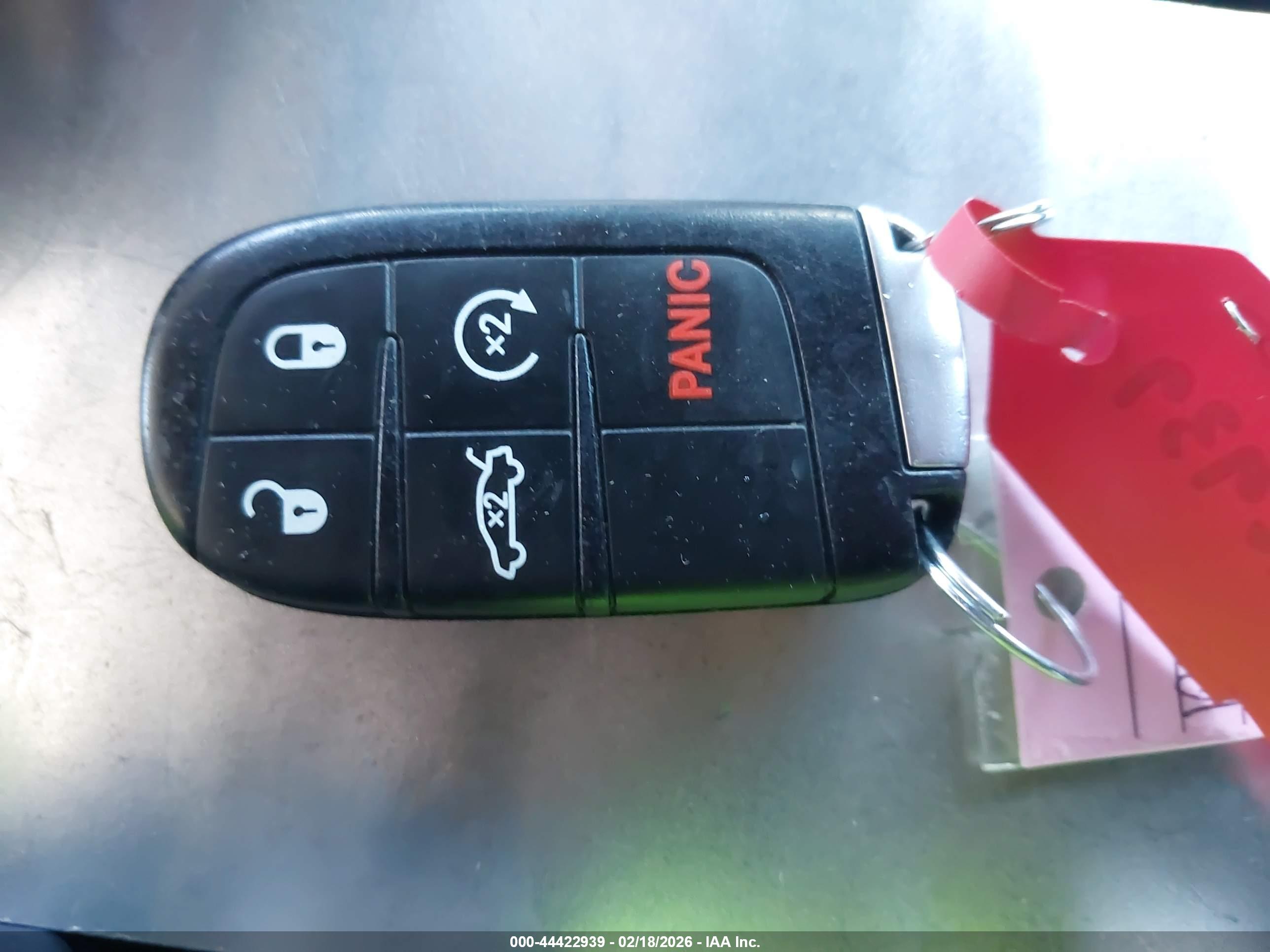 DODGE CHALLENGER image 11