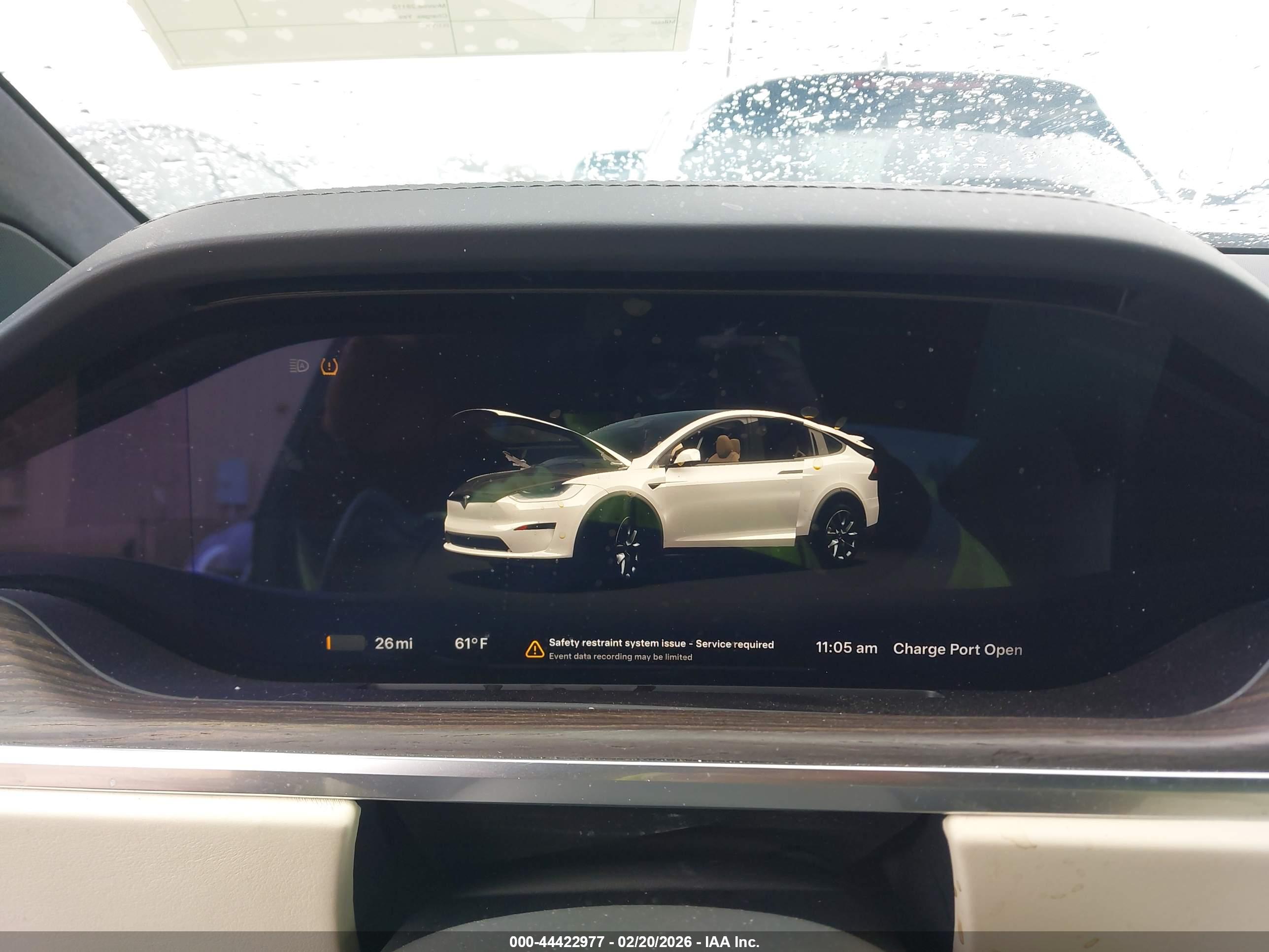 TESLA MODEL image 7