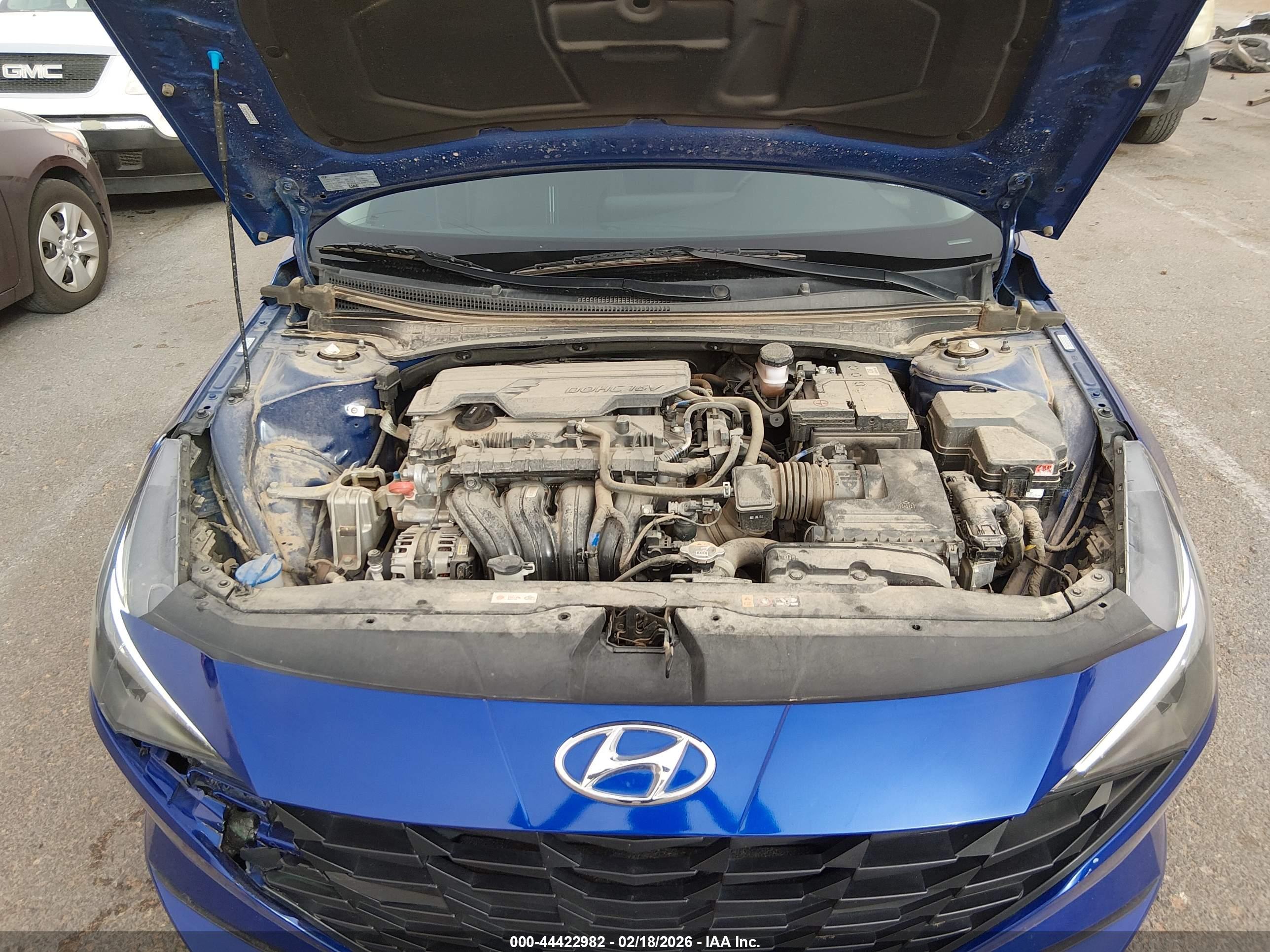 HYUNDAI ELANTRA image 10