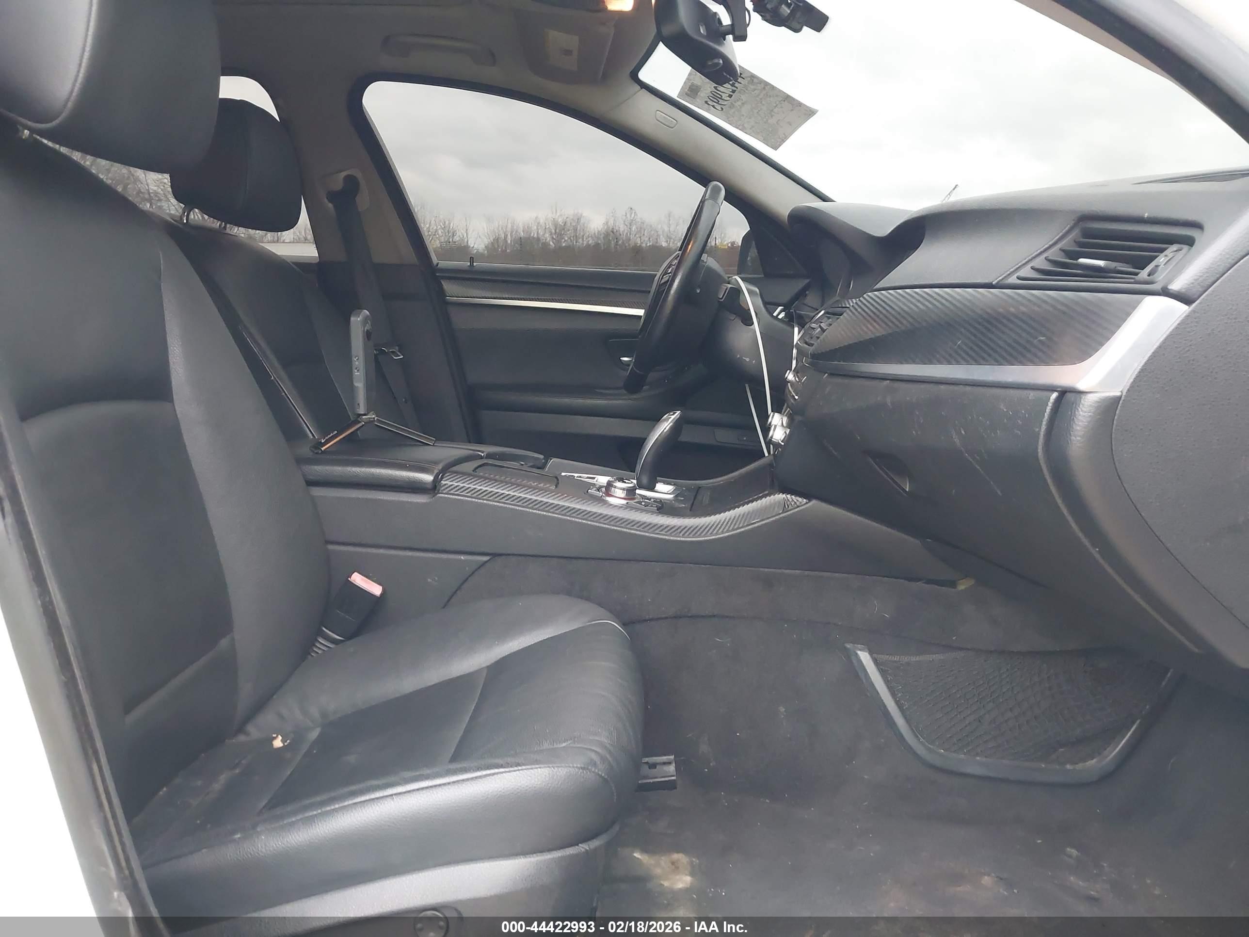 BMW 535I image 5