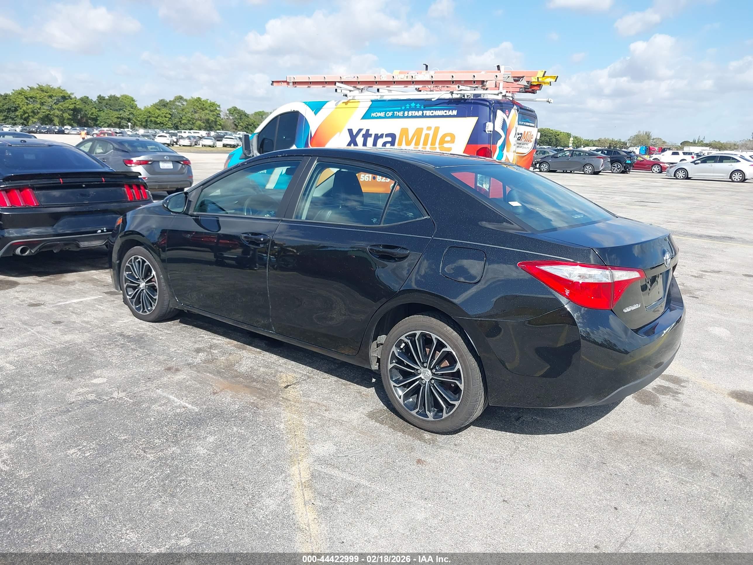 TOYOTA COROLLA image 3