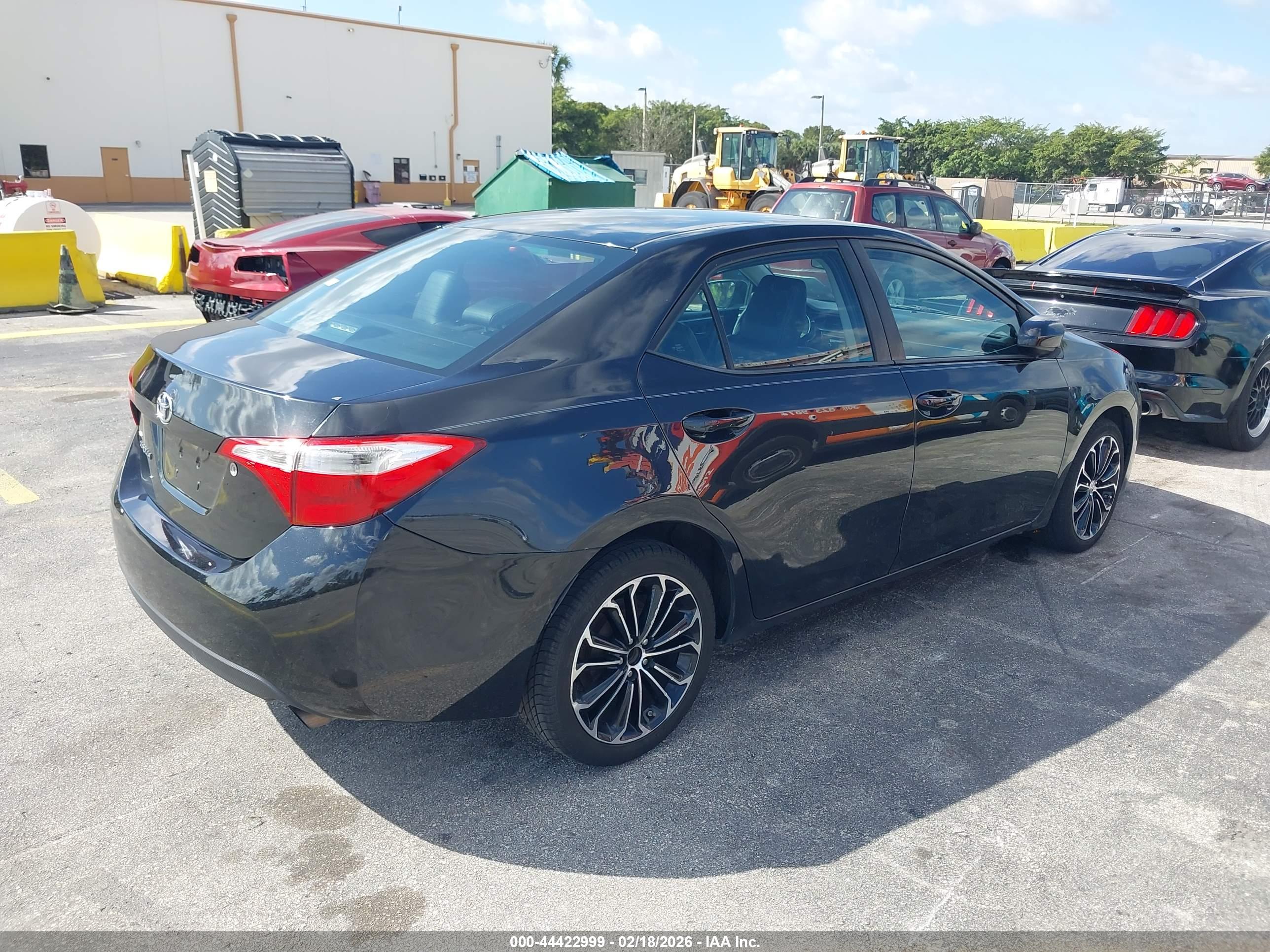 TOYOTA COROLLA image 4