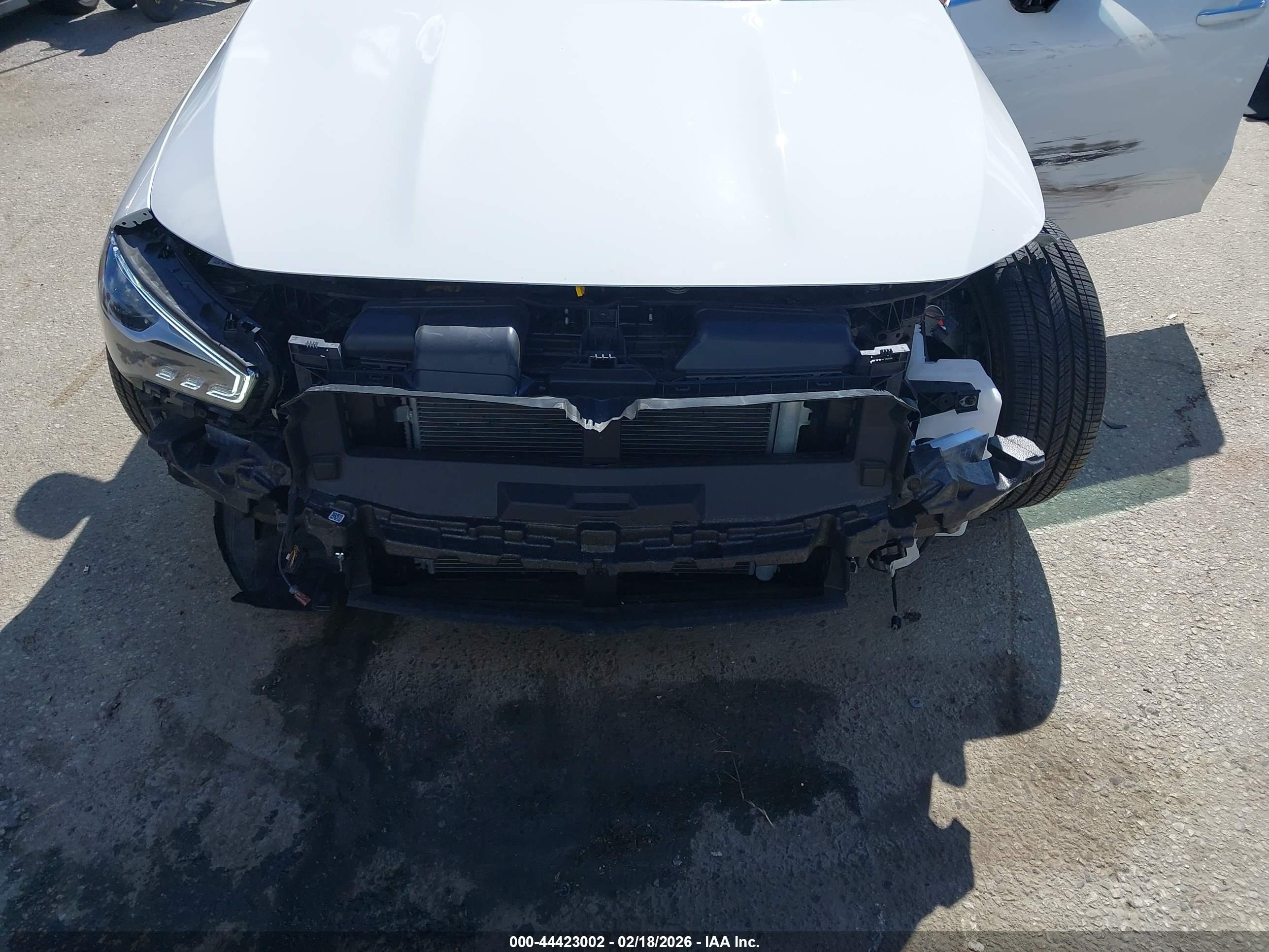 MERCEDES-BENZ CLA image 6
