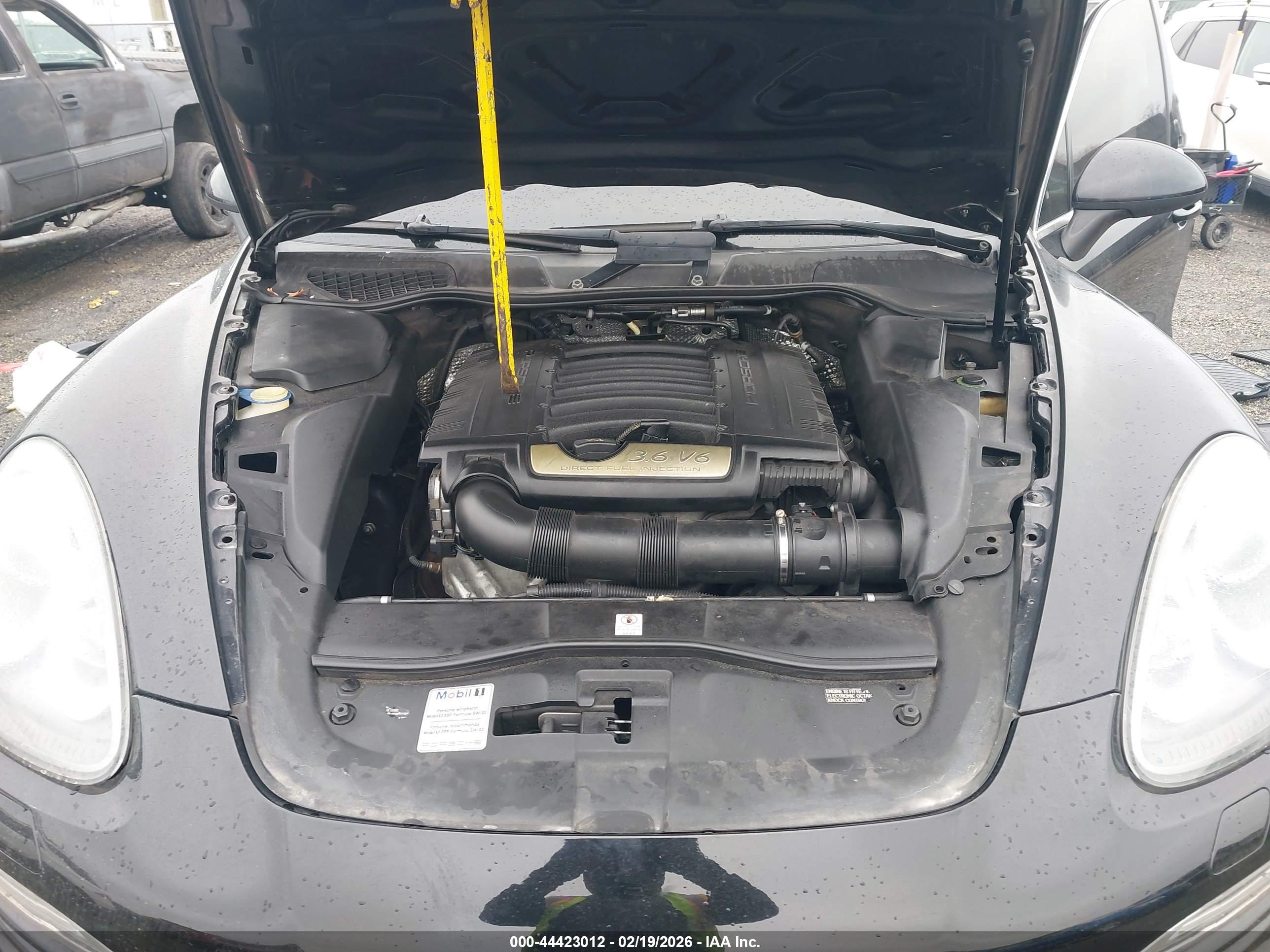 PORSCHE CAYENNE image 10