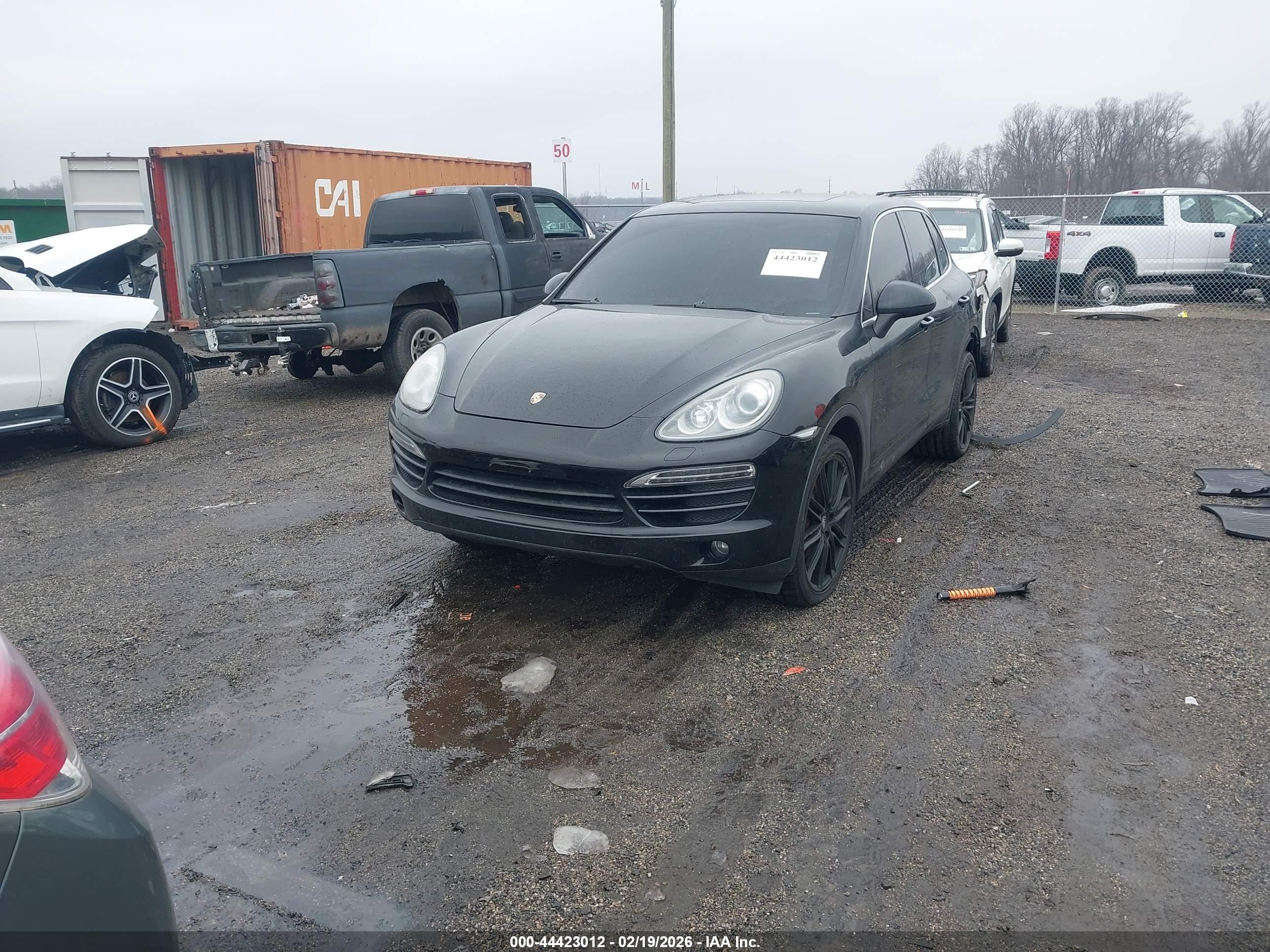 PORSCHE CAYENNE image 2