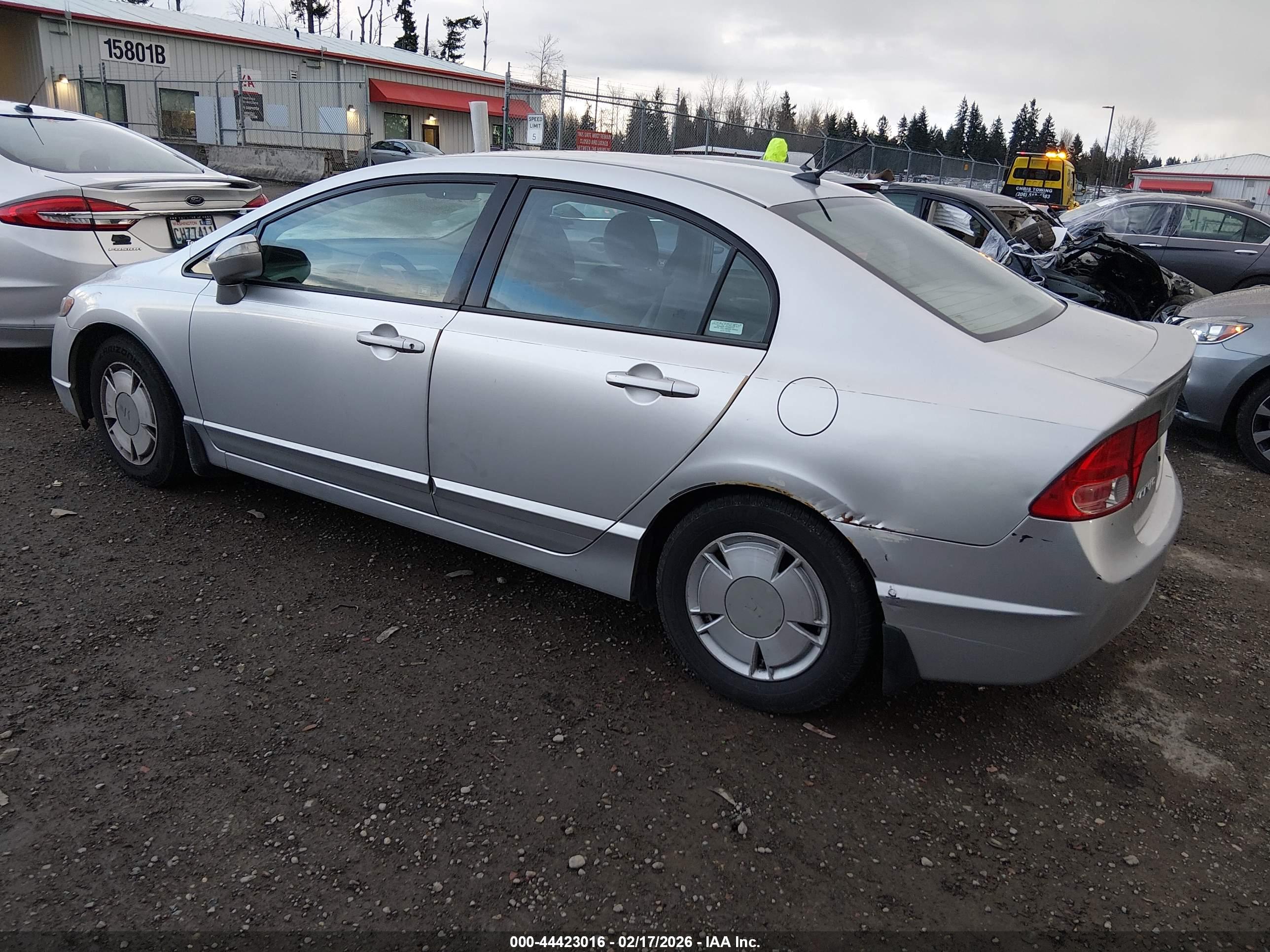 HONDA CIVIC image 3