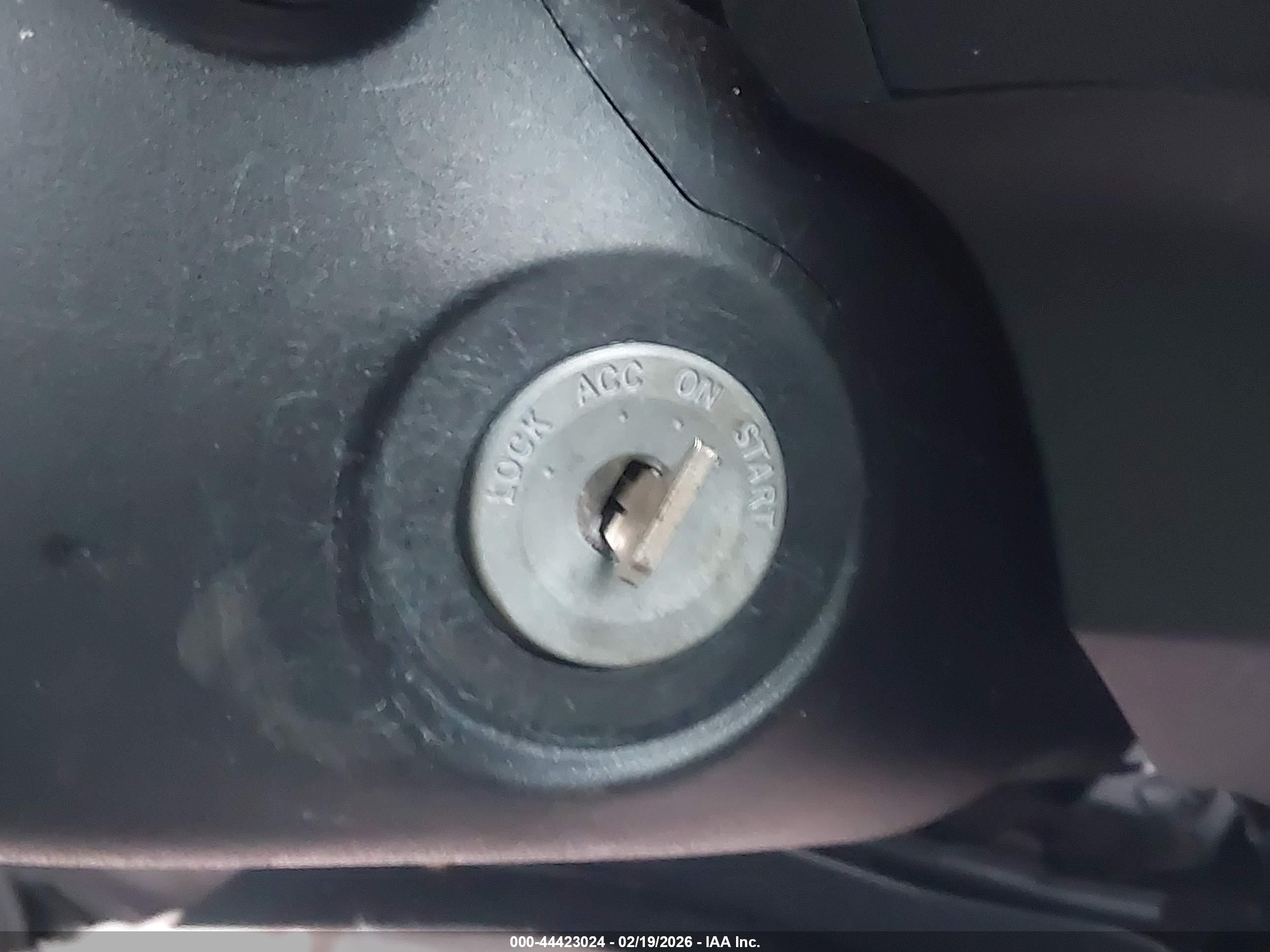 TOYOTA PRIUS image 11