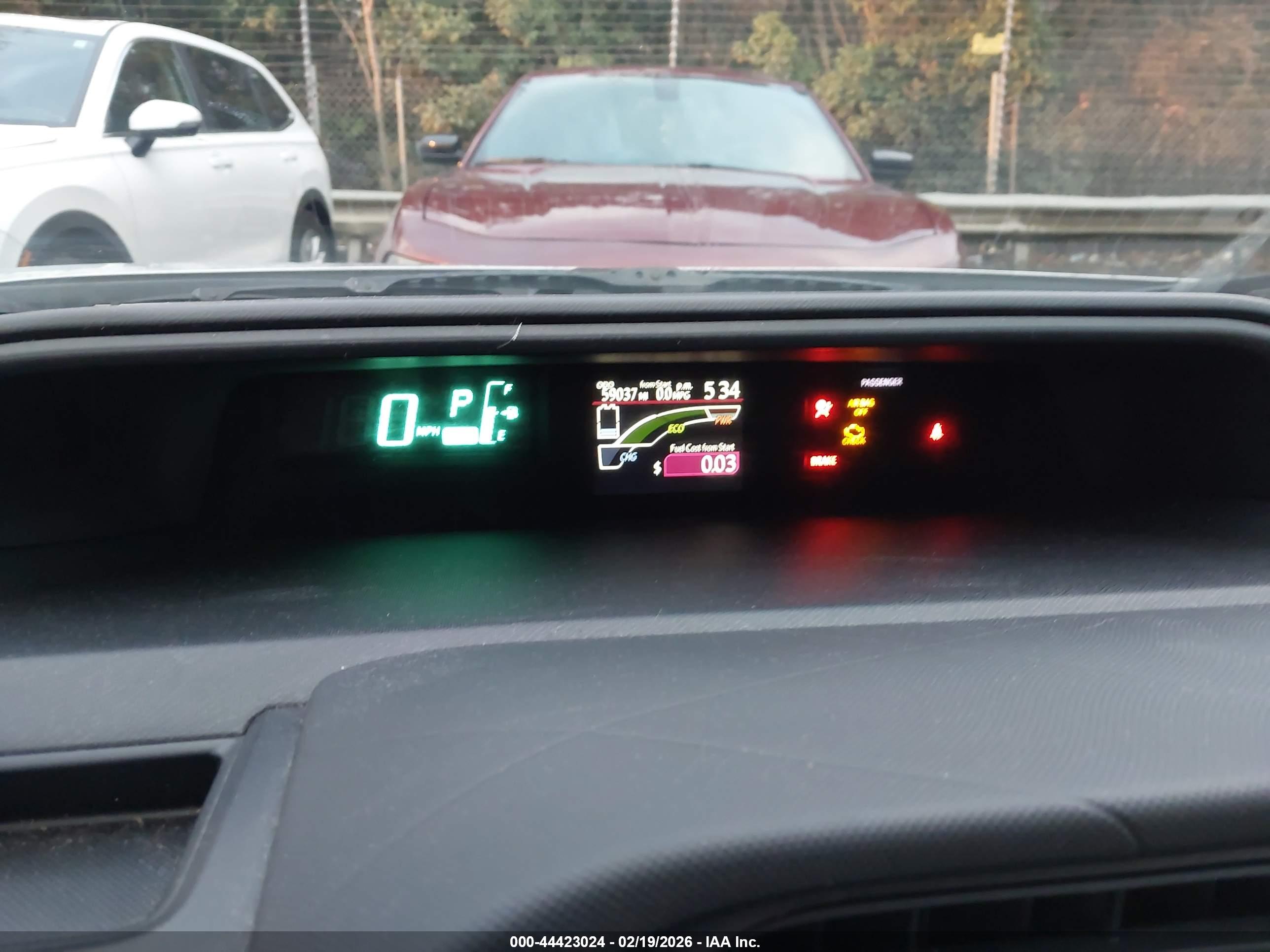 TOYOTA PRIUS image 7