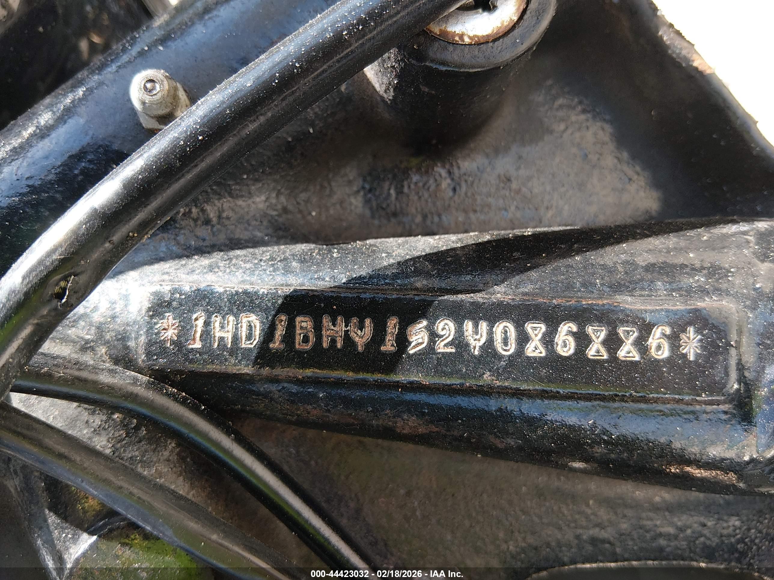 HARLEY-DAVIDSON FXST image 10