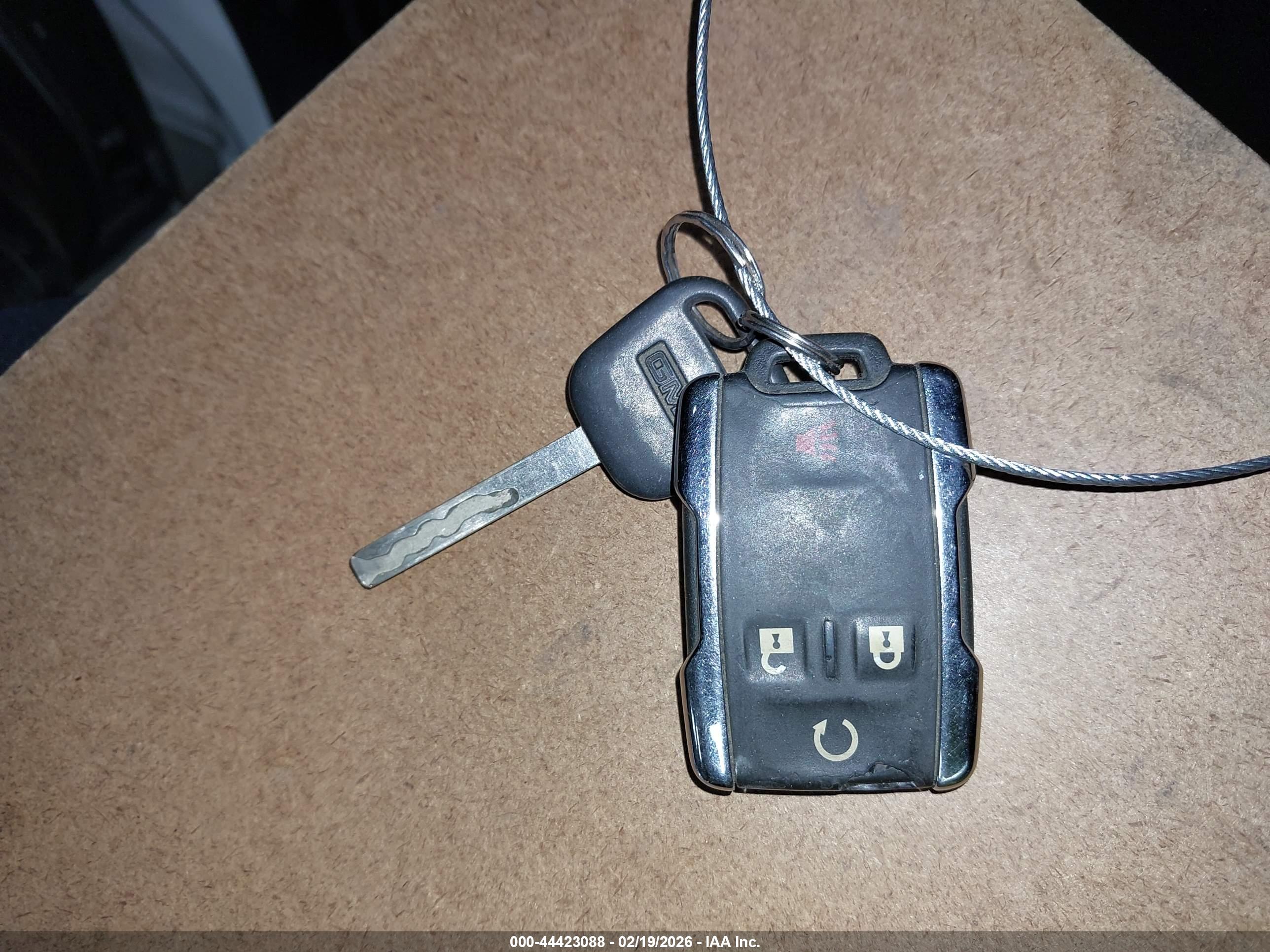 GMC SIERRA image 11