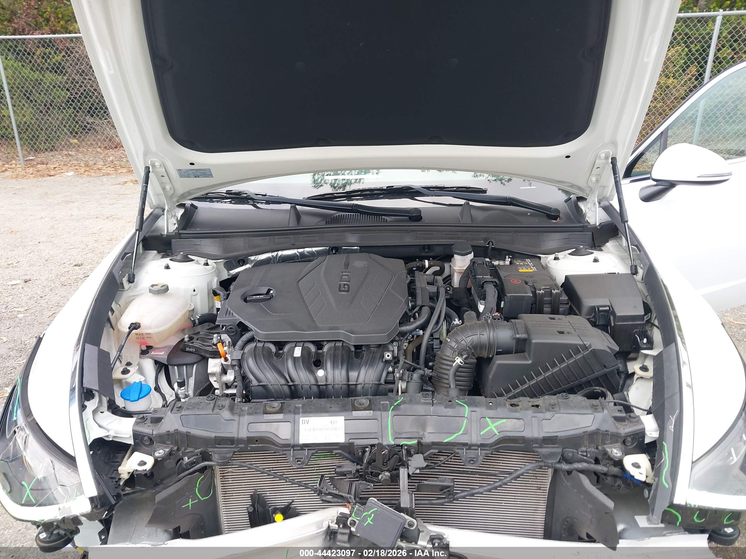 HYUNDAI SONATA image 10