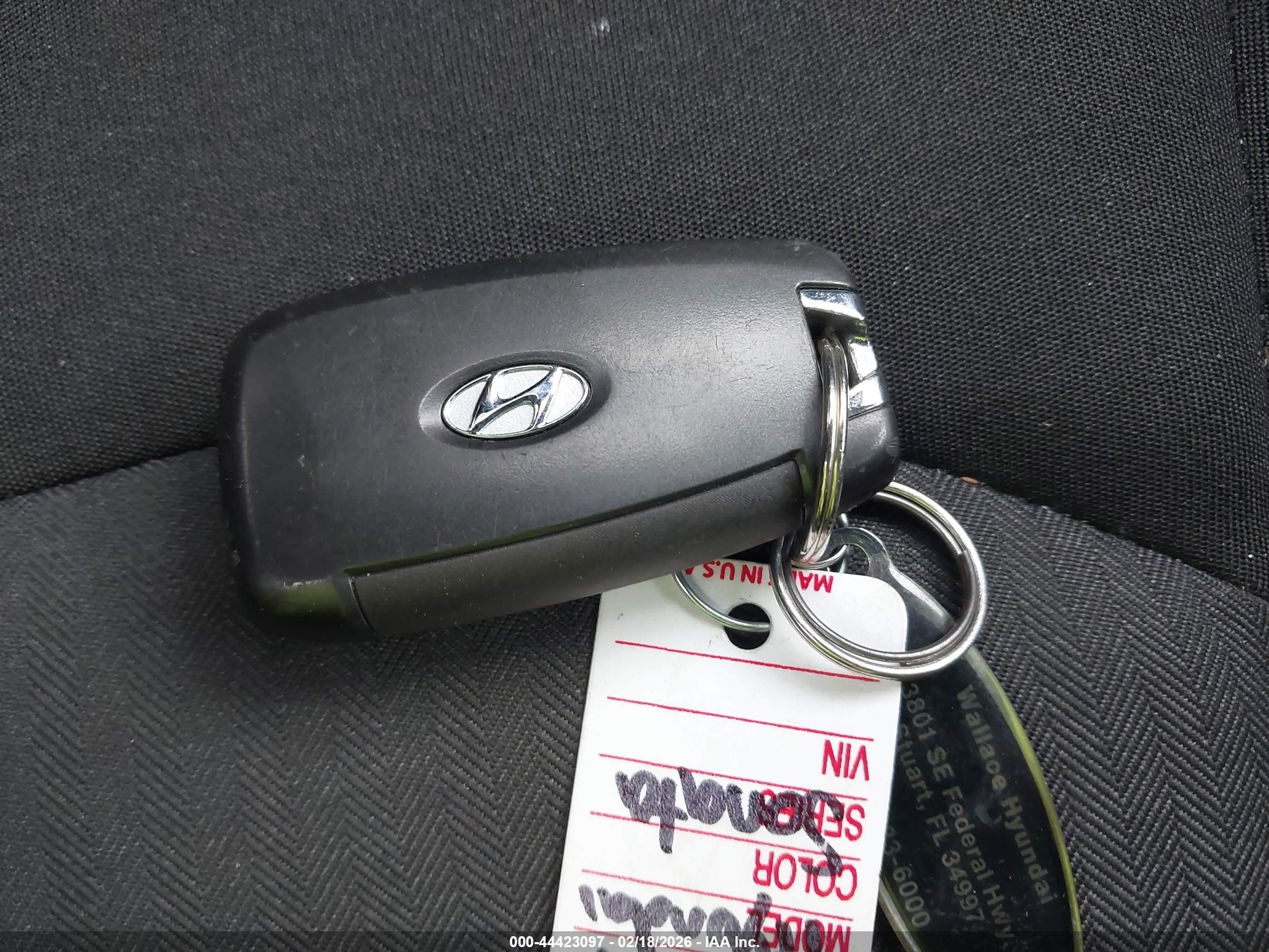 HYUNDAI SONATA image 11