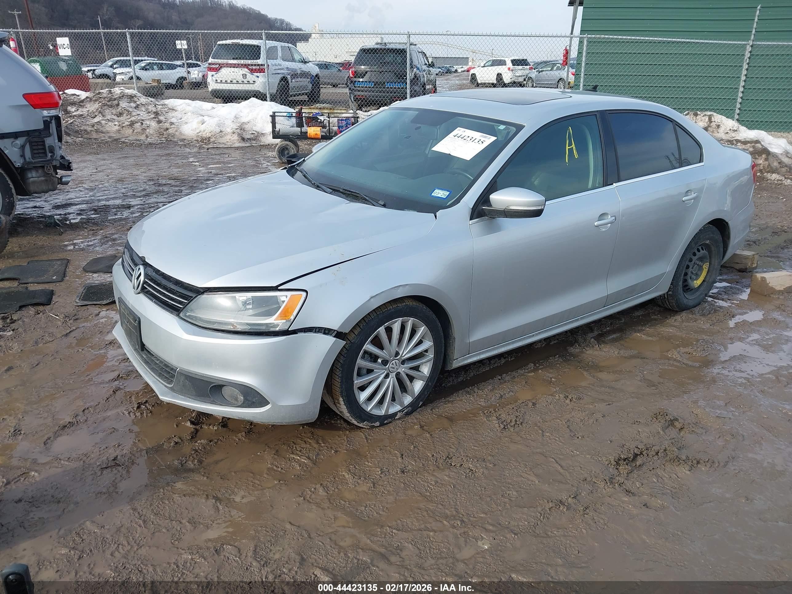 VOLKSWAGEN JETTA image 2