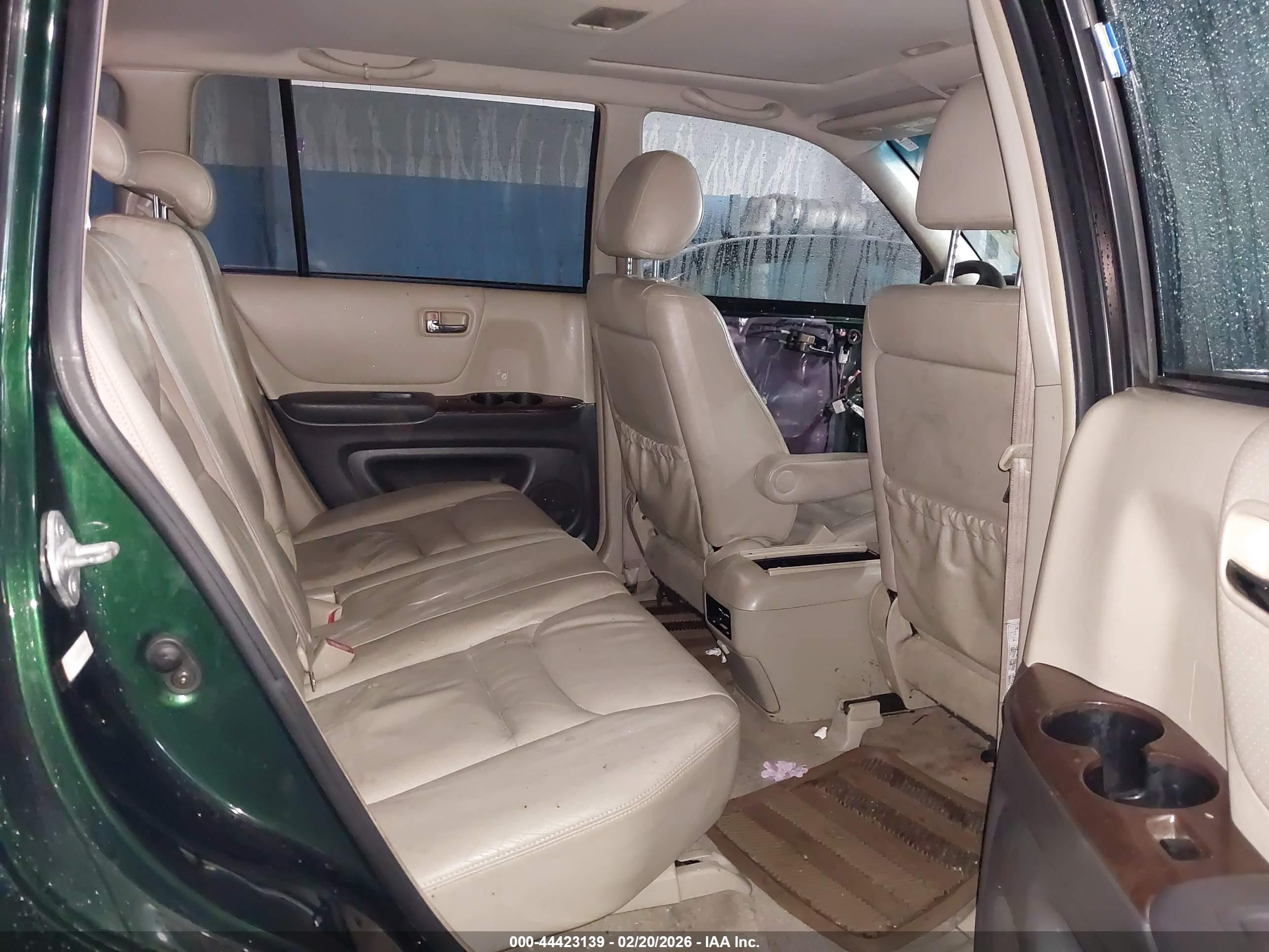 TOYOTA HIGHLANDER image 8
