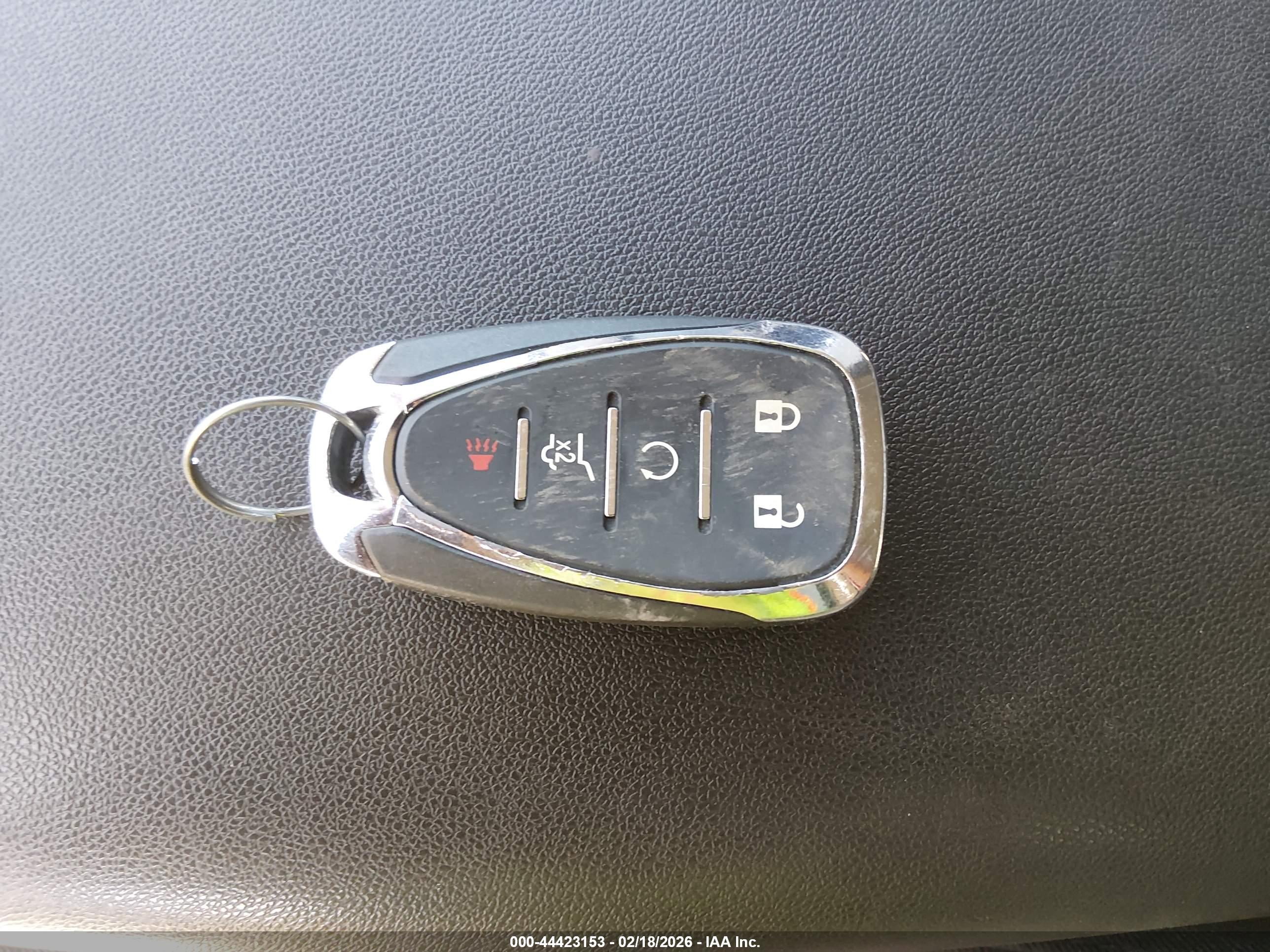 CHEVROLET EQUINOX image 11