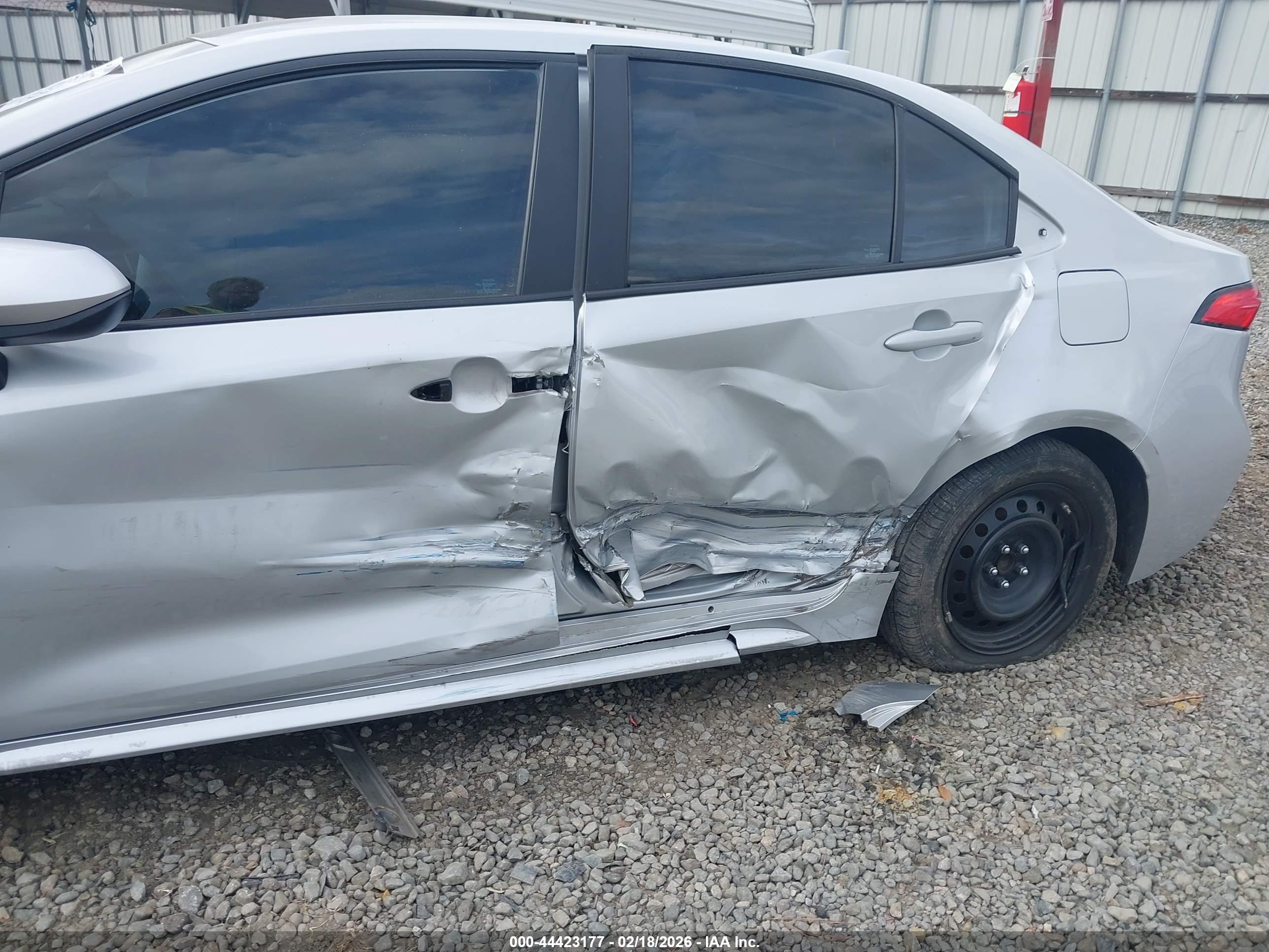 TOYOTA COROLLA image 6