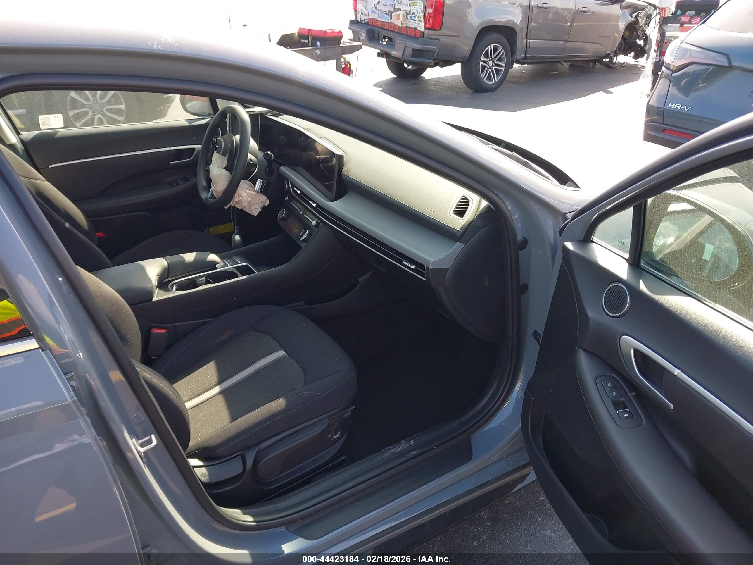 HYUNDAI SONATA image 5