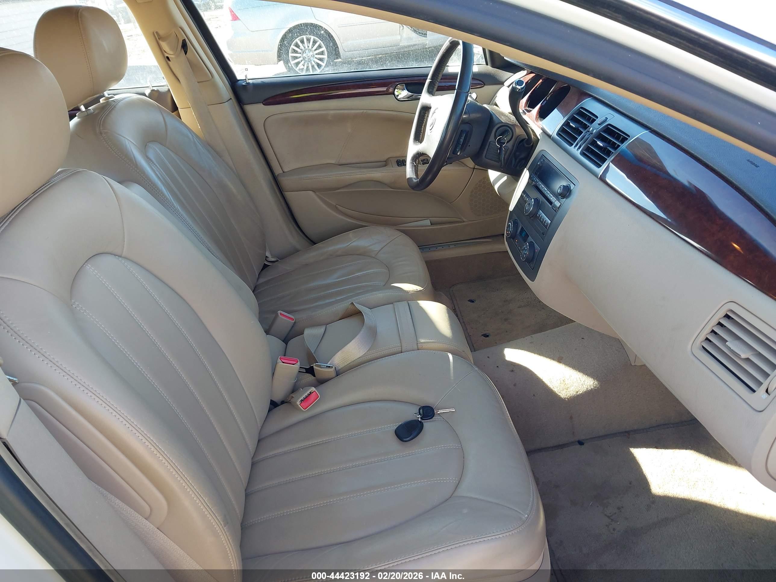 BUICK LUCERNE image 5