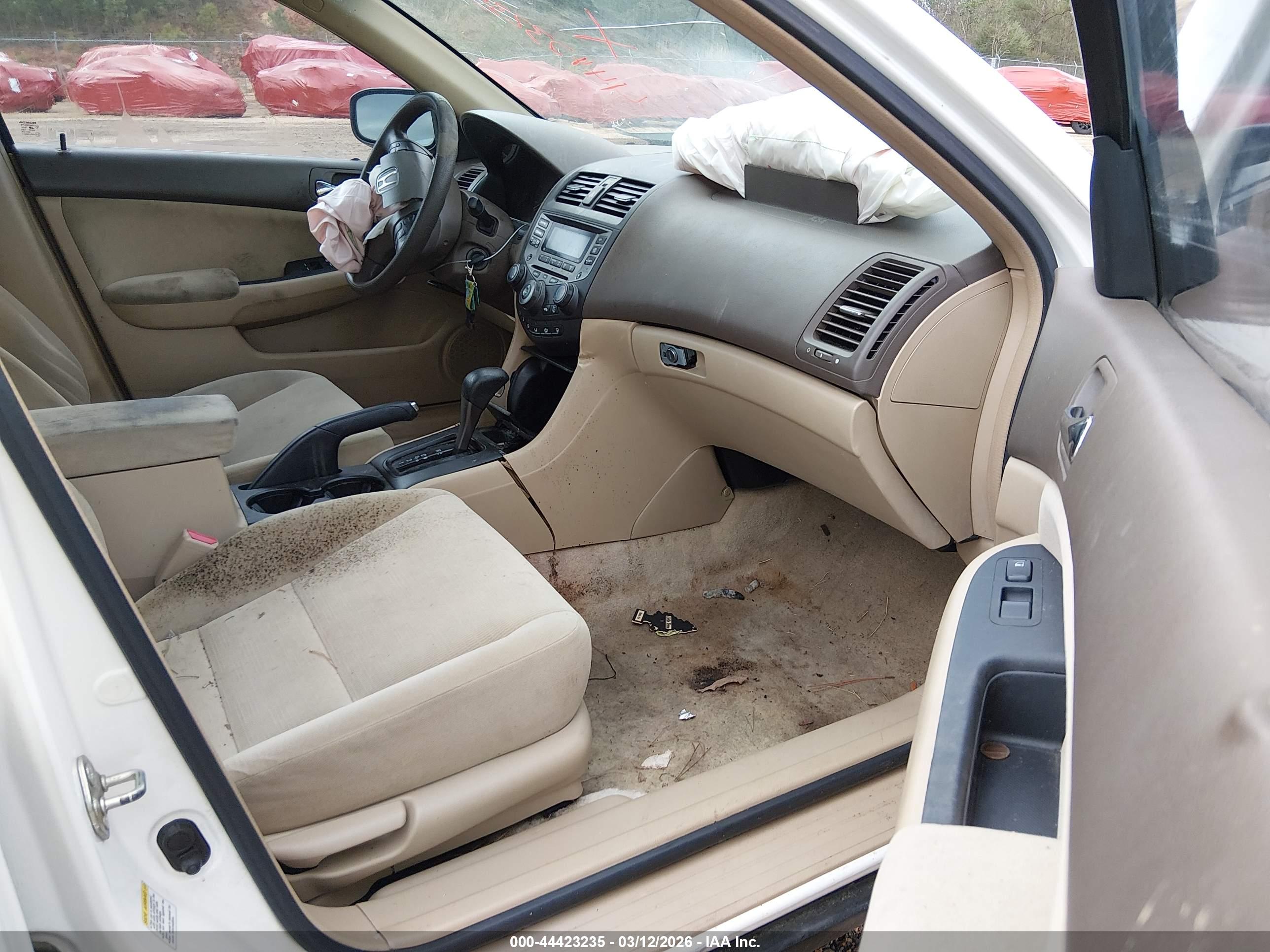 HONDA ACCORD image 5