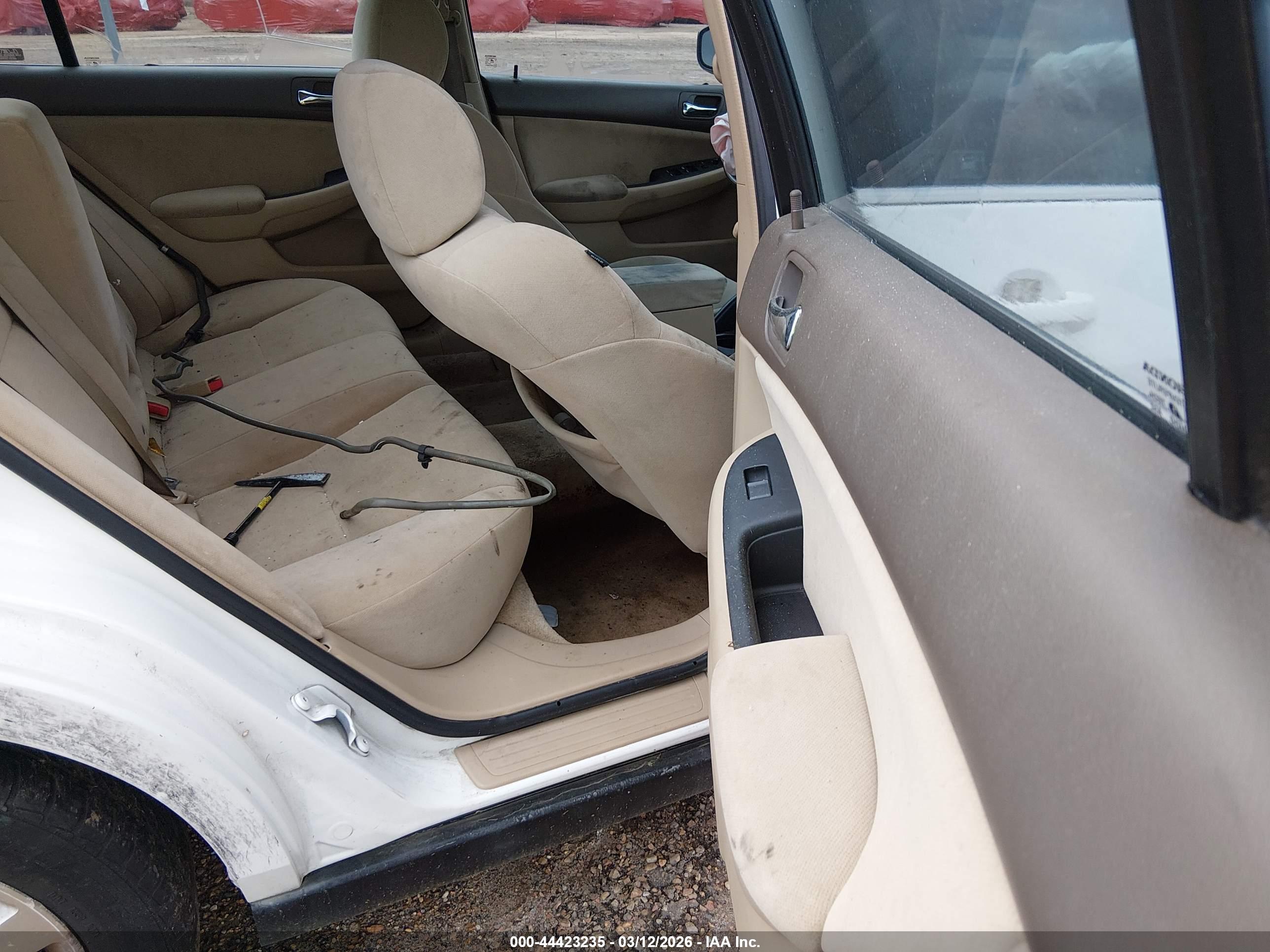 HONDA ACCORD image 8