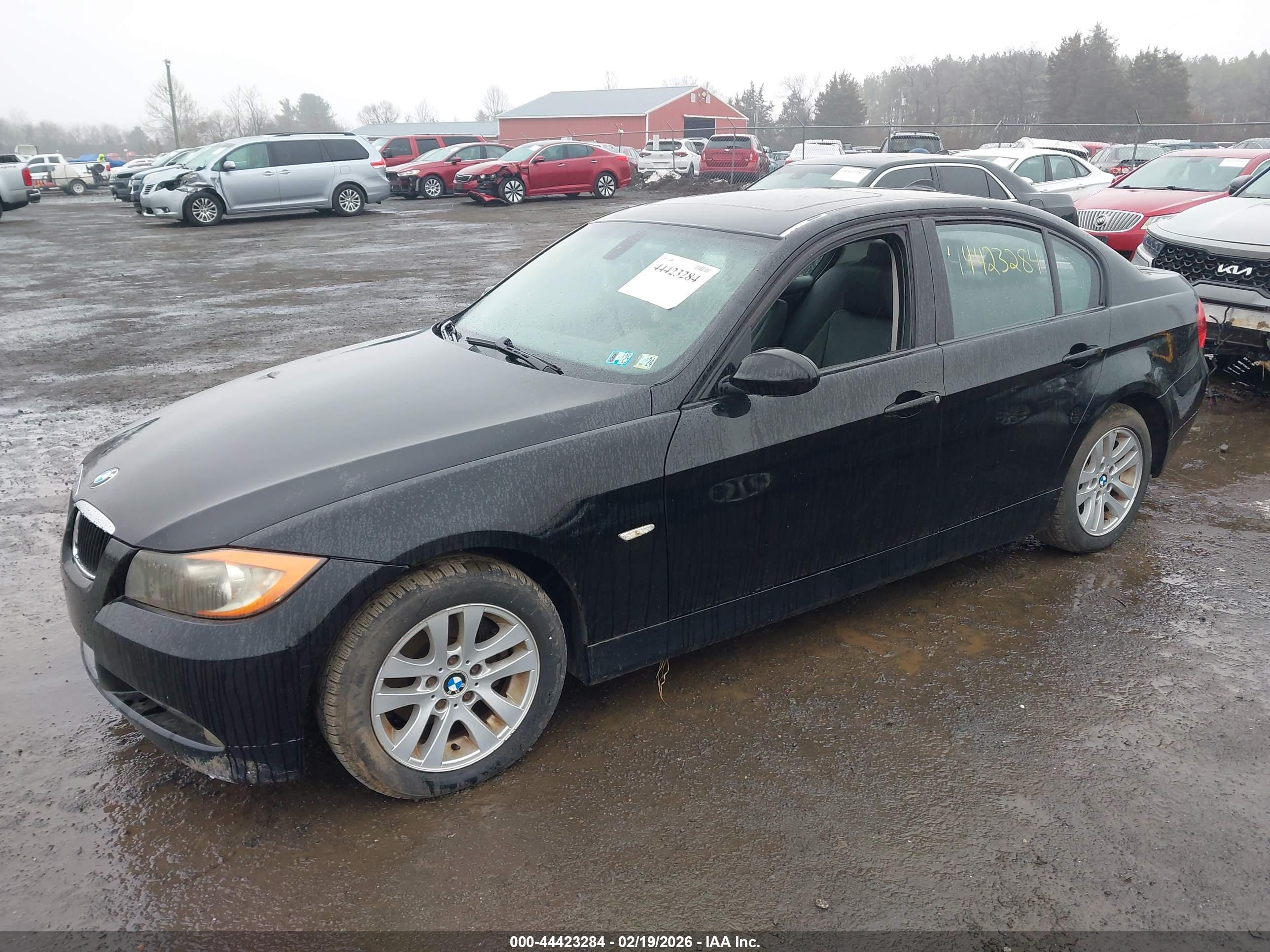 BMW 325I image 2