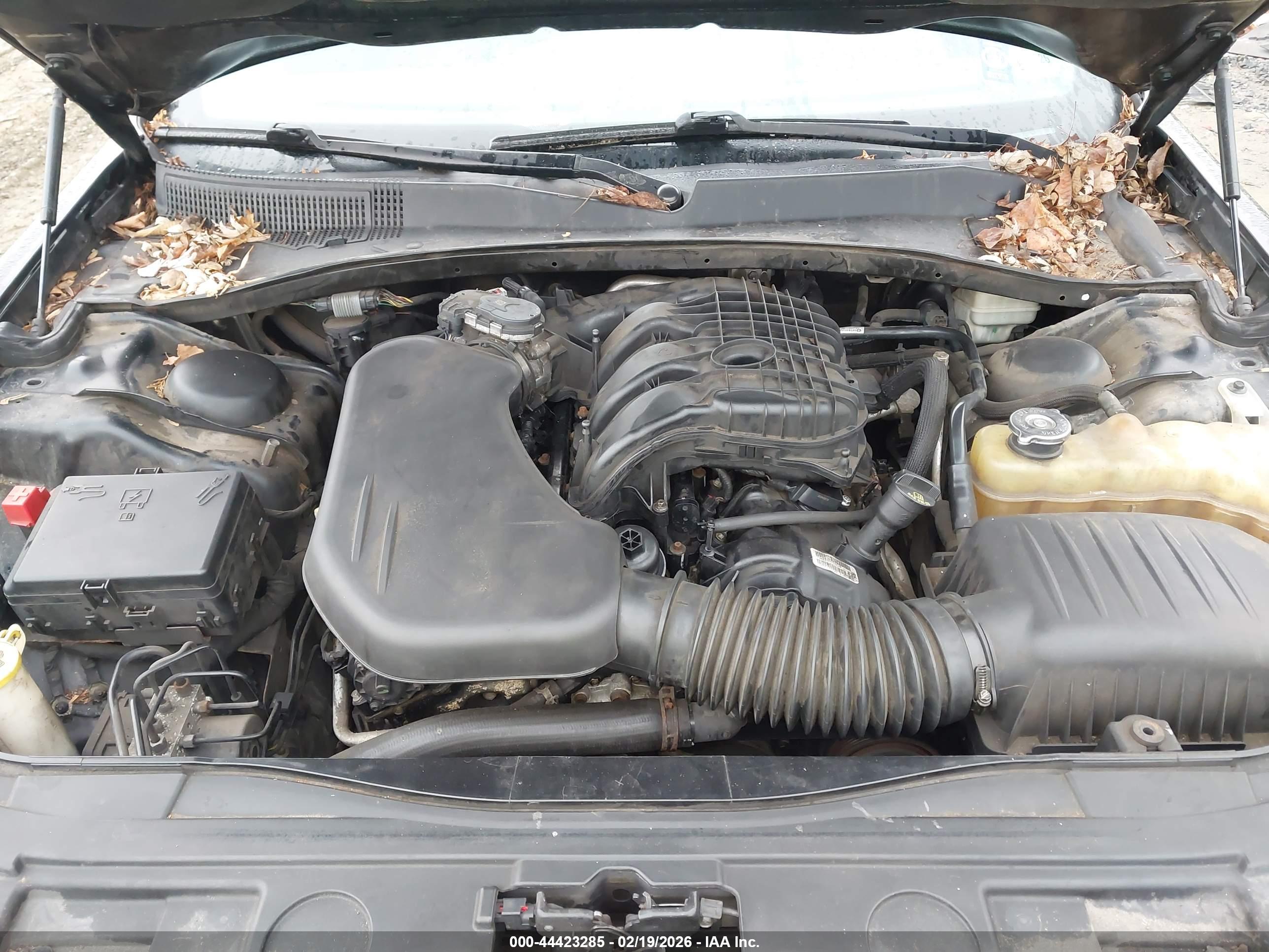 CHRYSLER 300C image 10