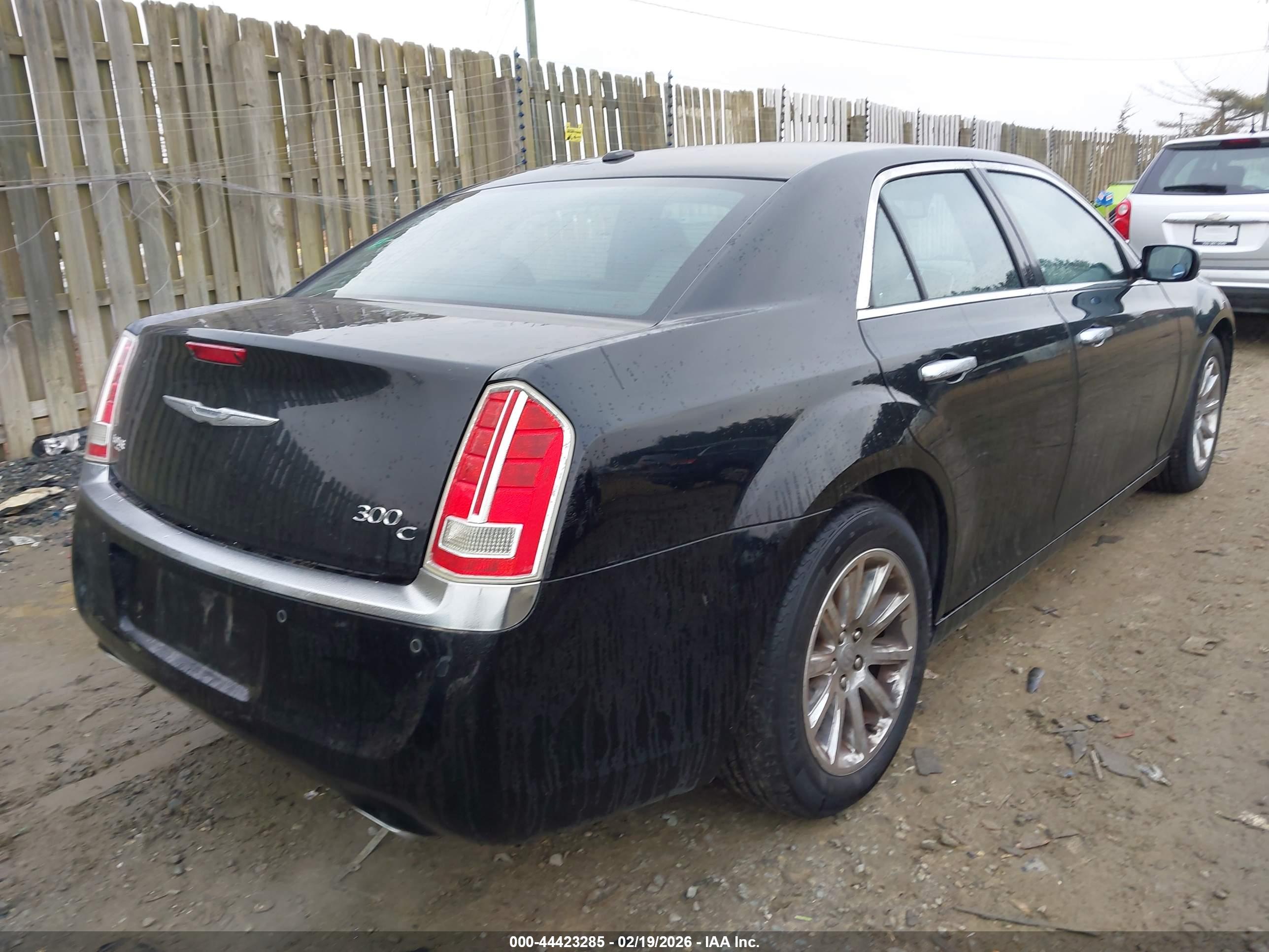 CHRYSLER 300C image 4