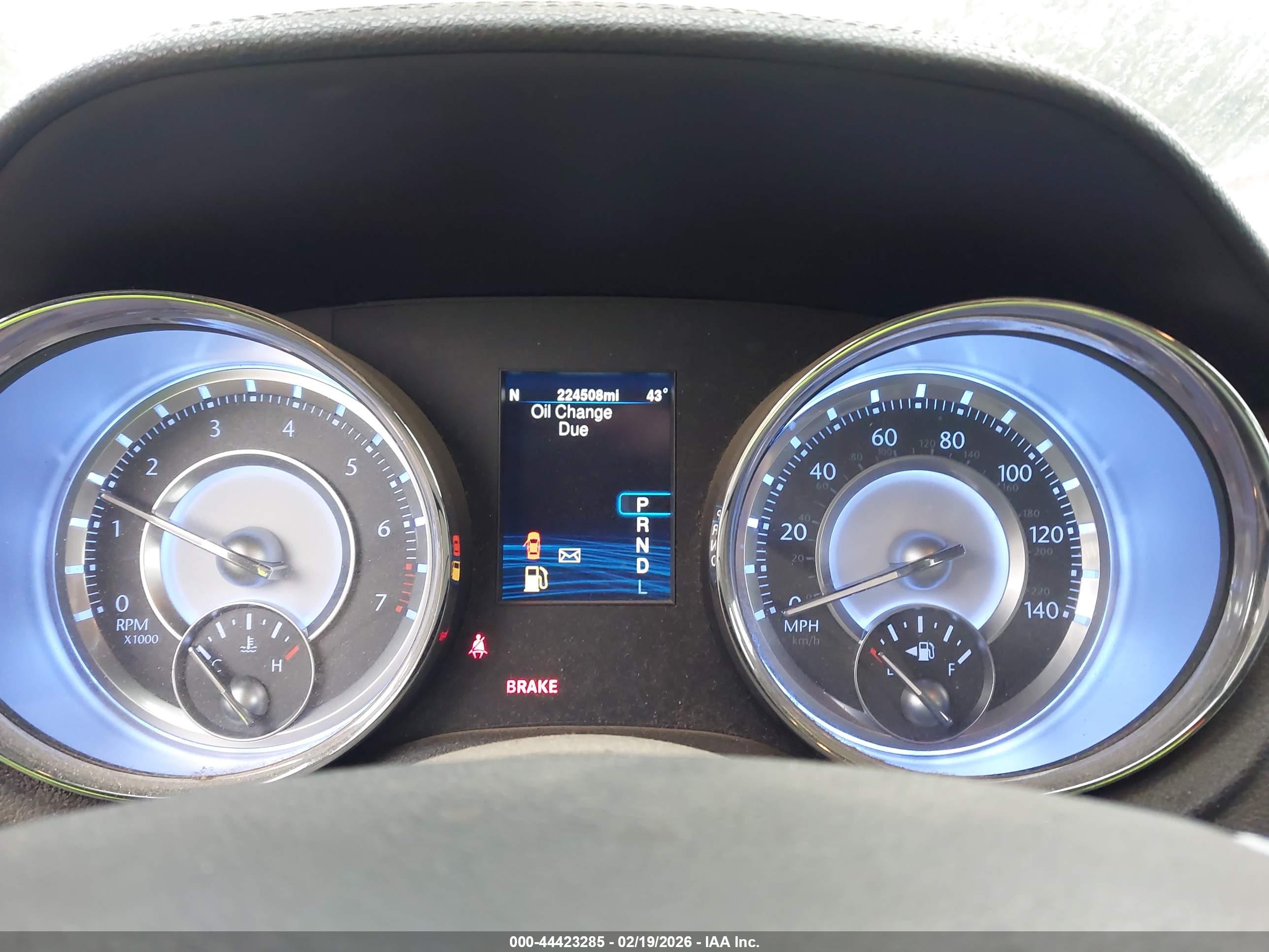 CHRYSLER 300C image 7