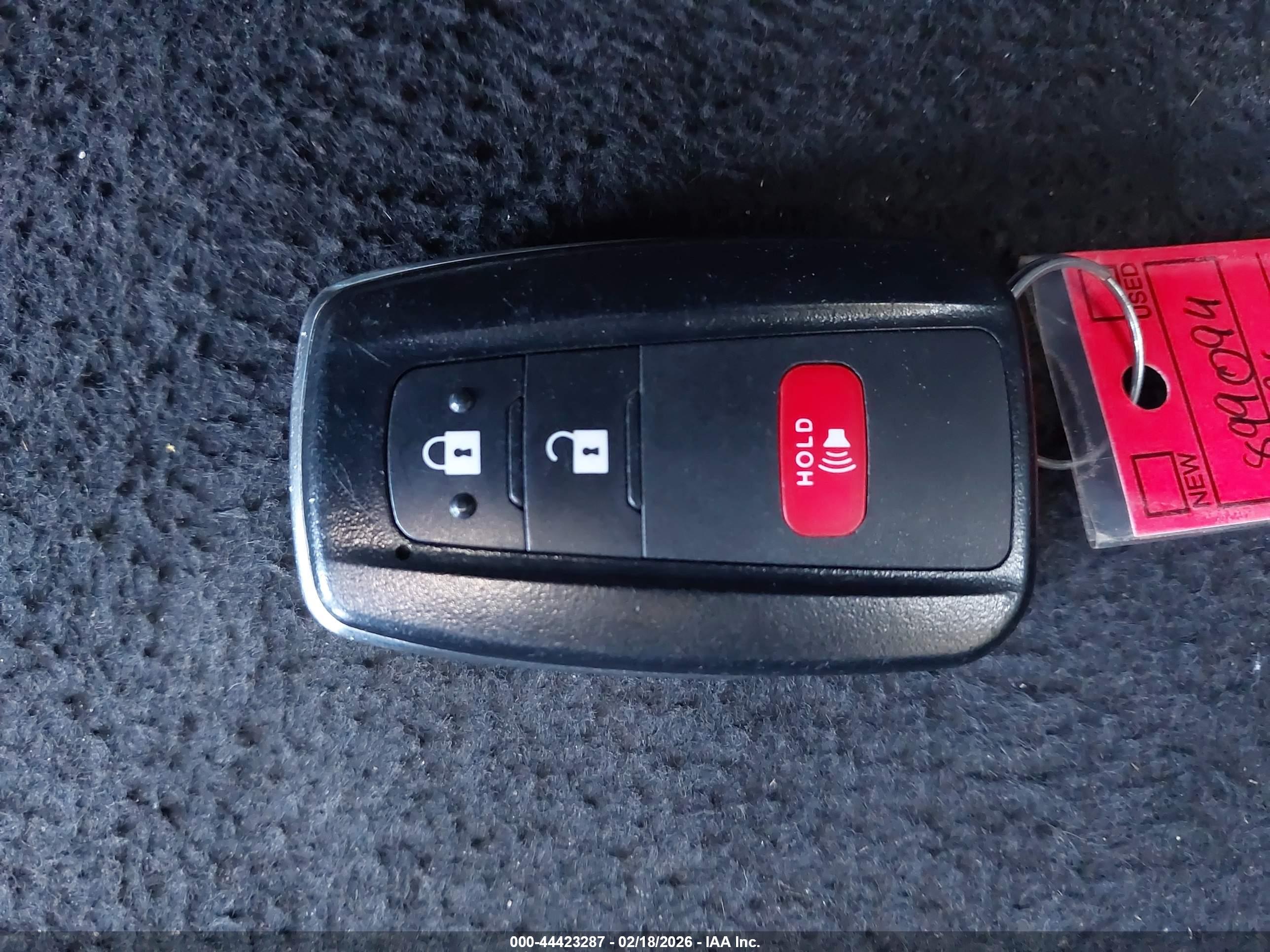 TOYOTA RAV4 image 11