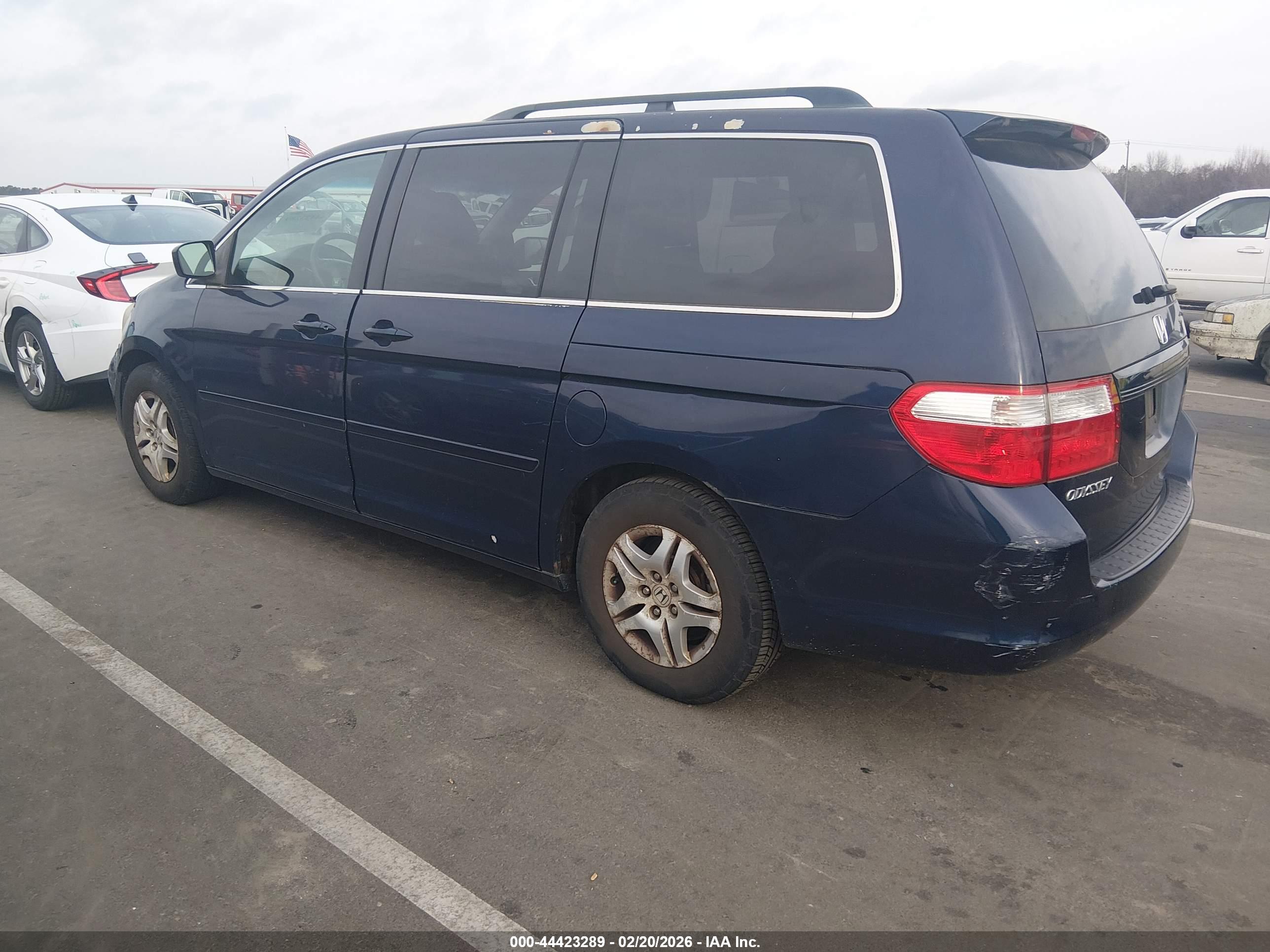 HONDA ODYSSEY image 3