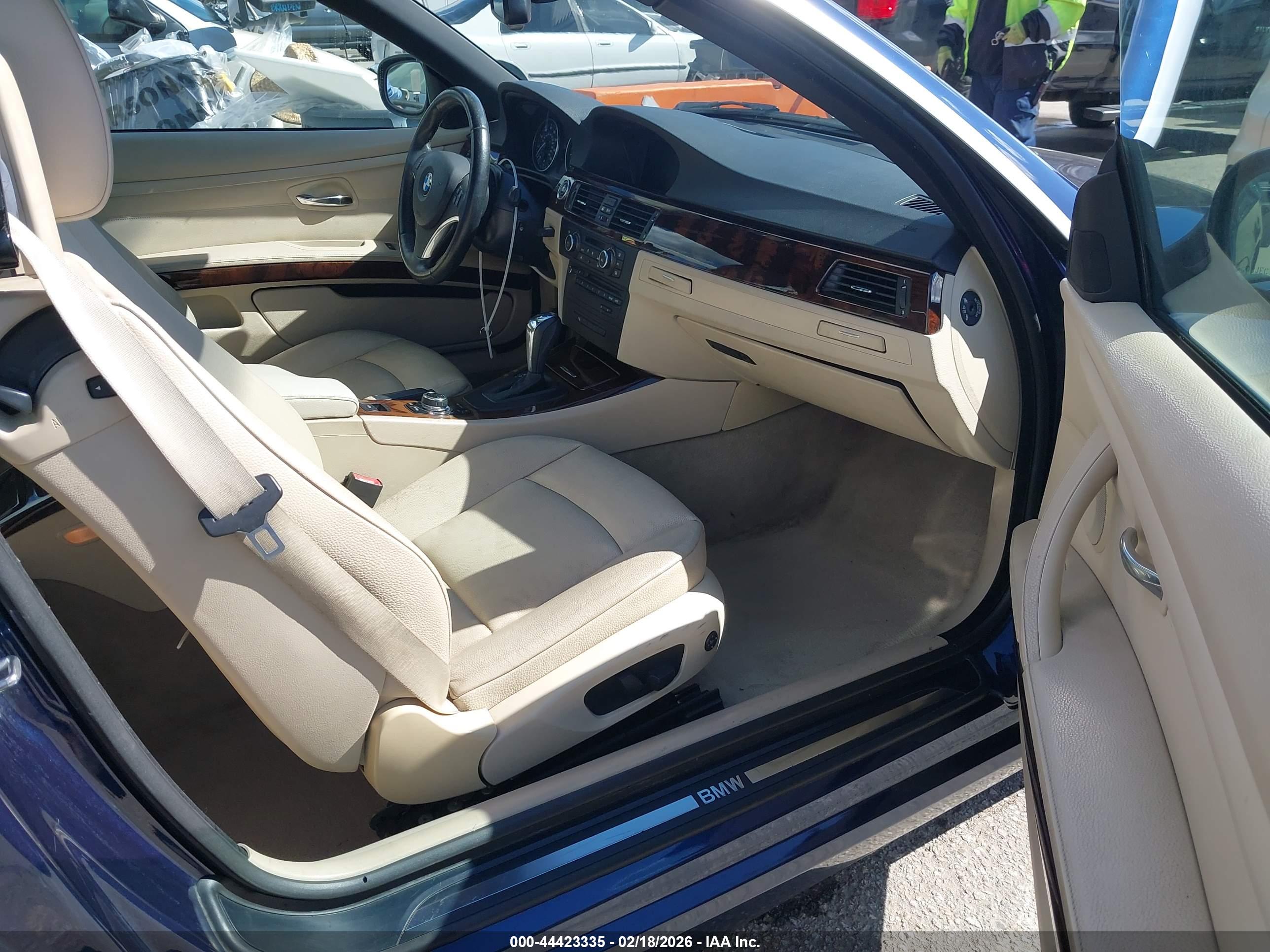 BMW 328I image 5