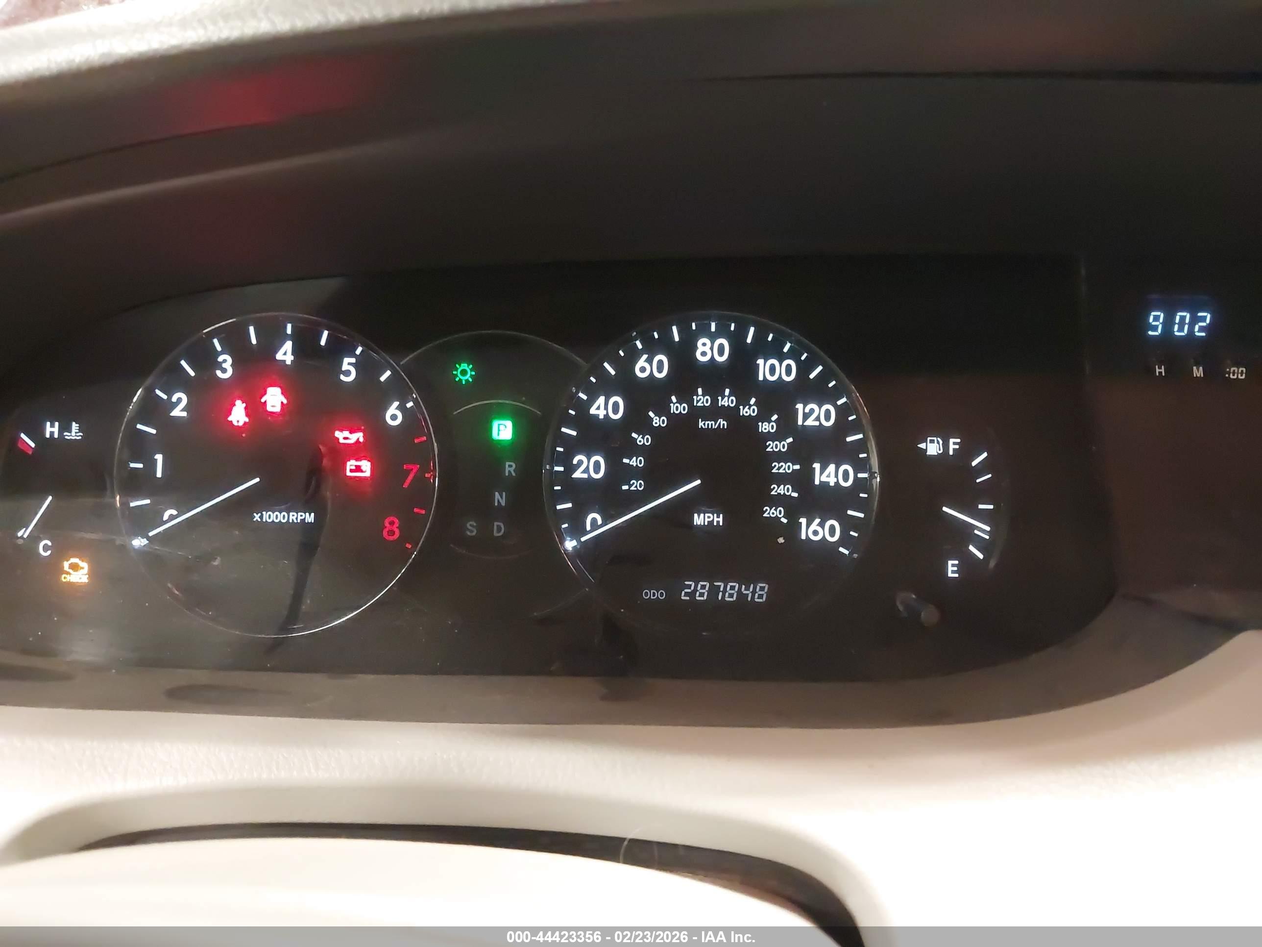 TOYOTA AVALON image 7