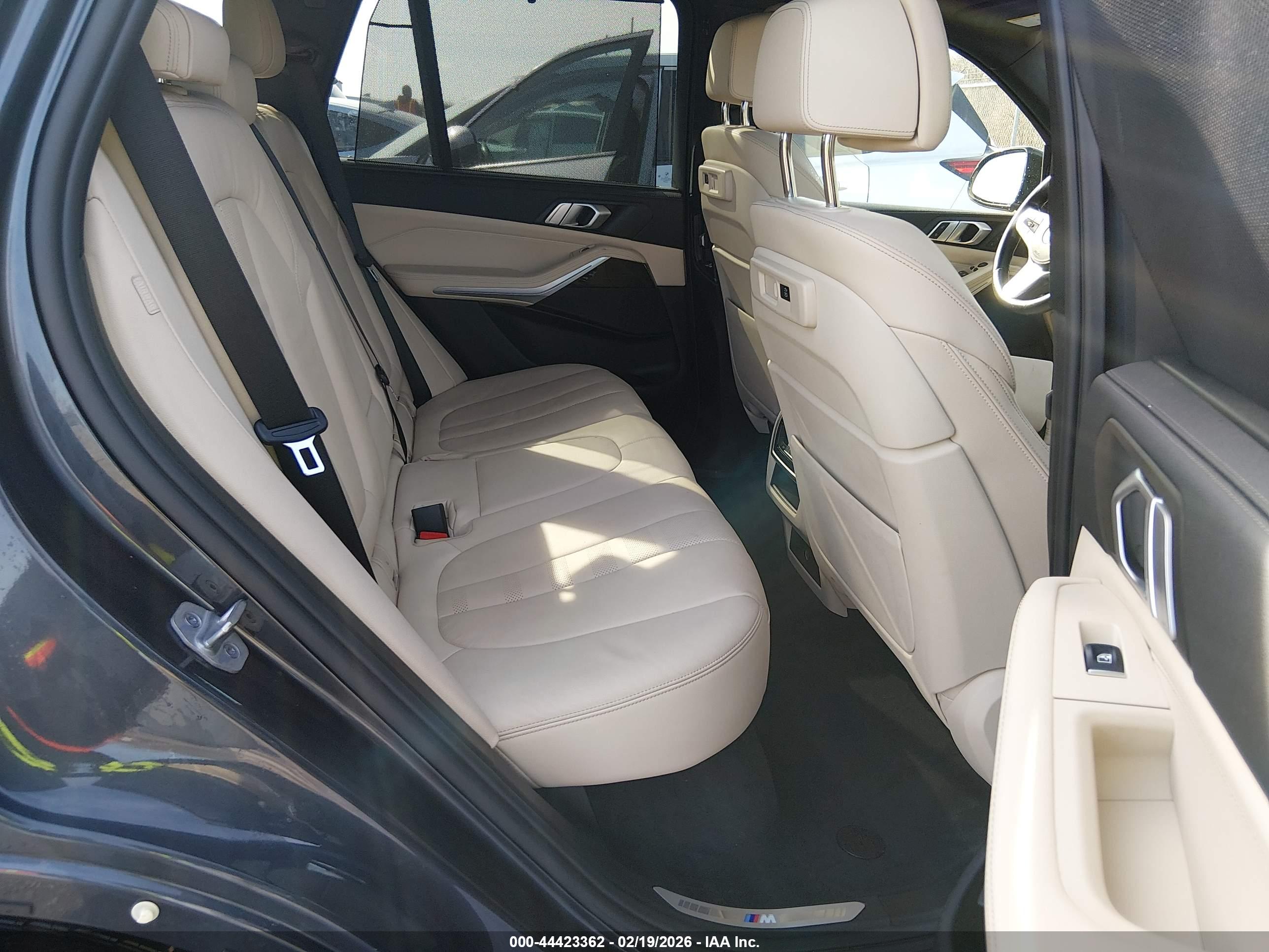 BMW X5 image 8