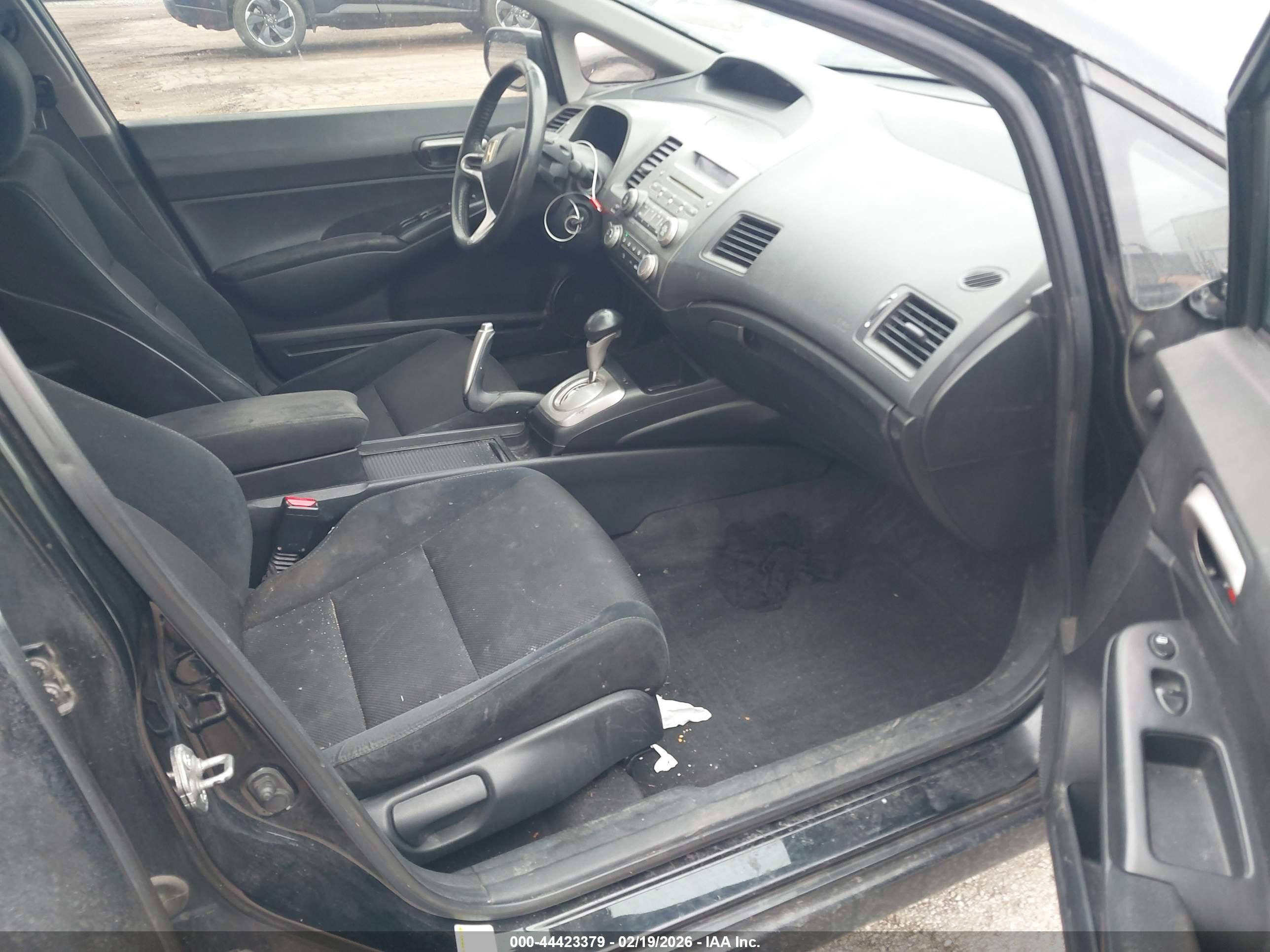 HONDA CIVIC image 5
