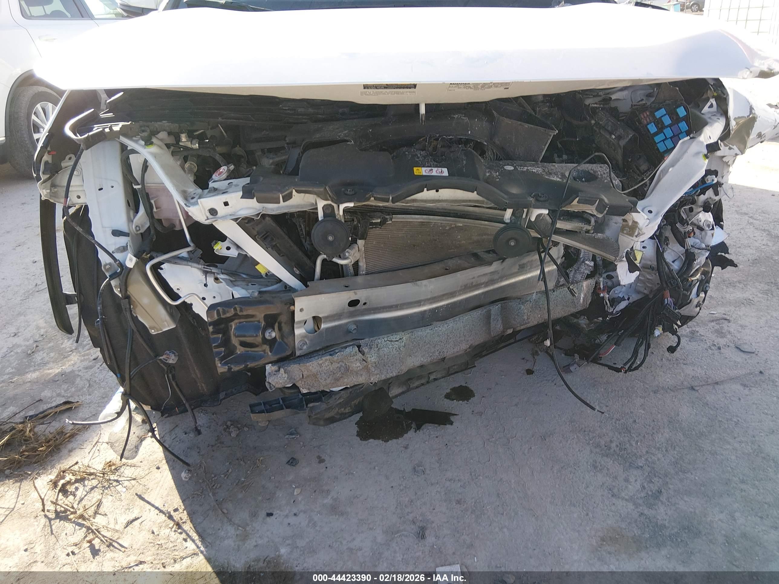TOYOTA RAV4 image 6
