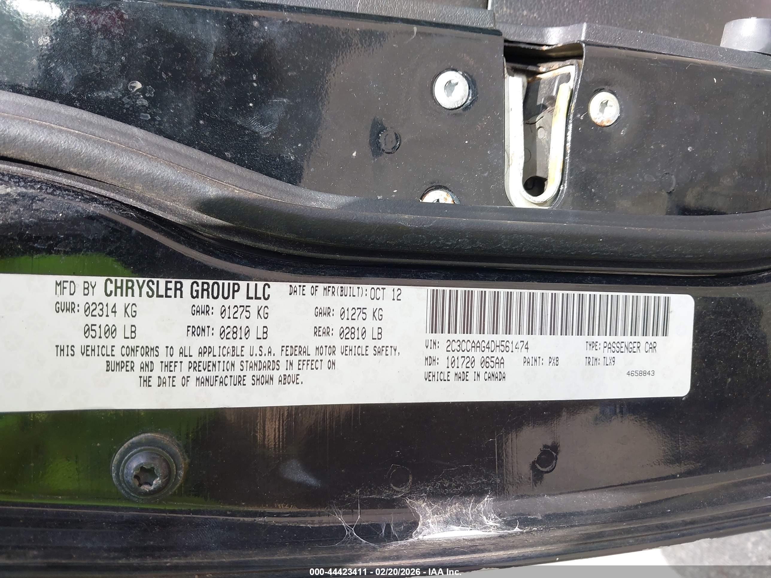 CHRYSLER 300 image 9