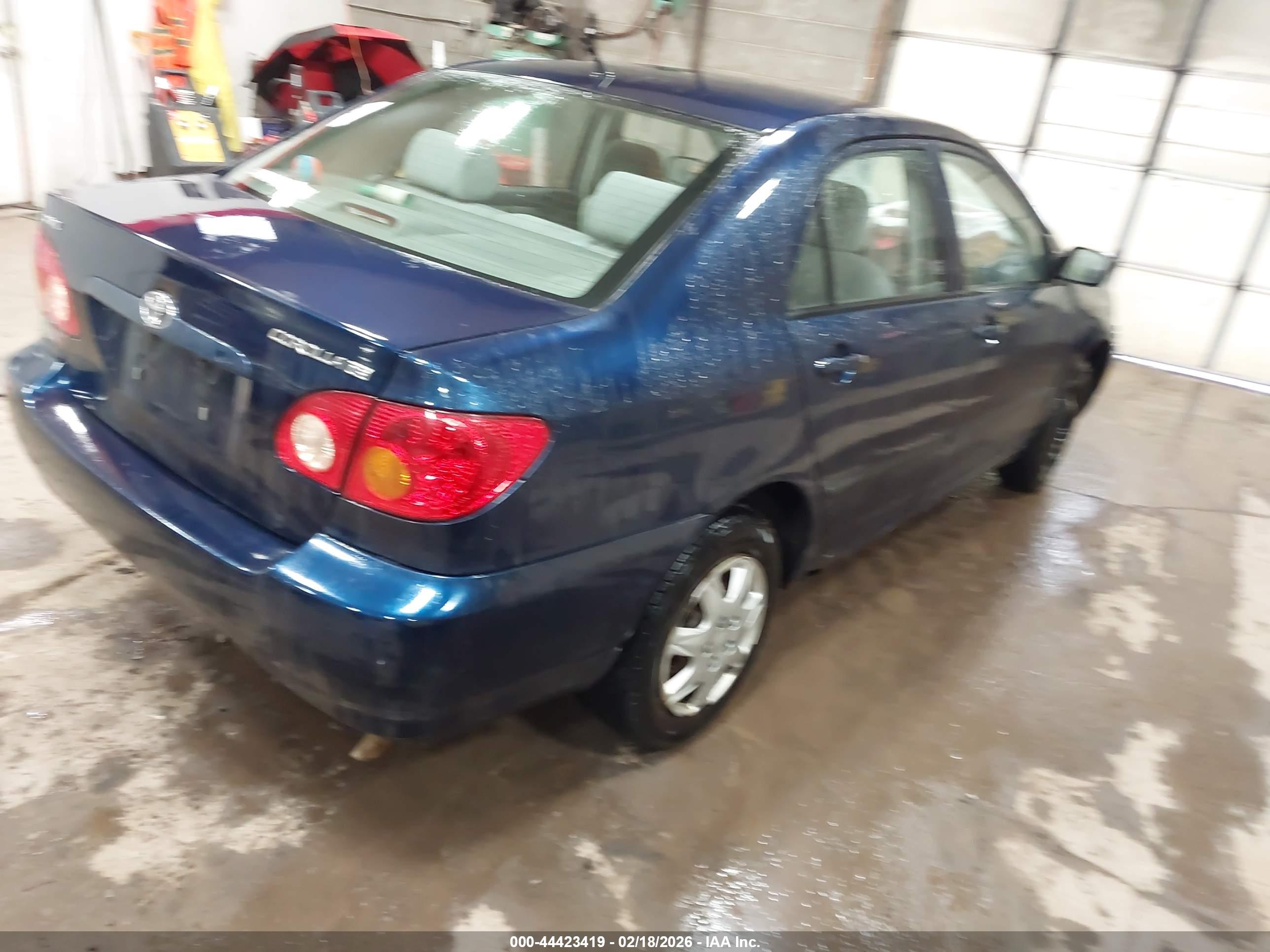 TOYOTA COROLLA image 4