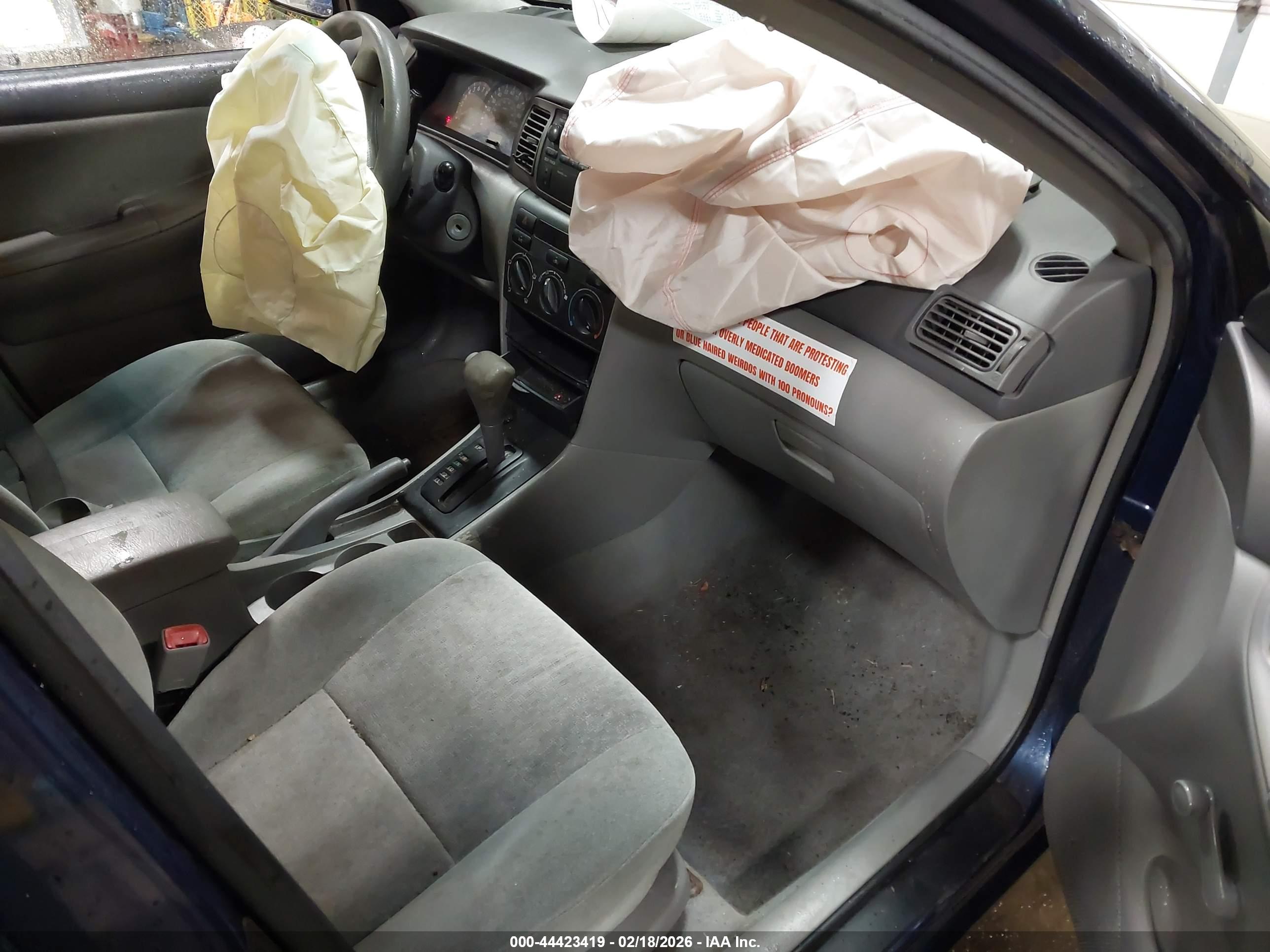 TOYOTA COROLLA image 5