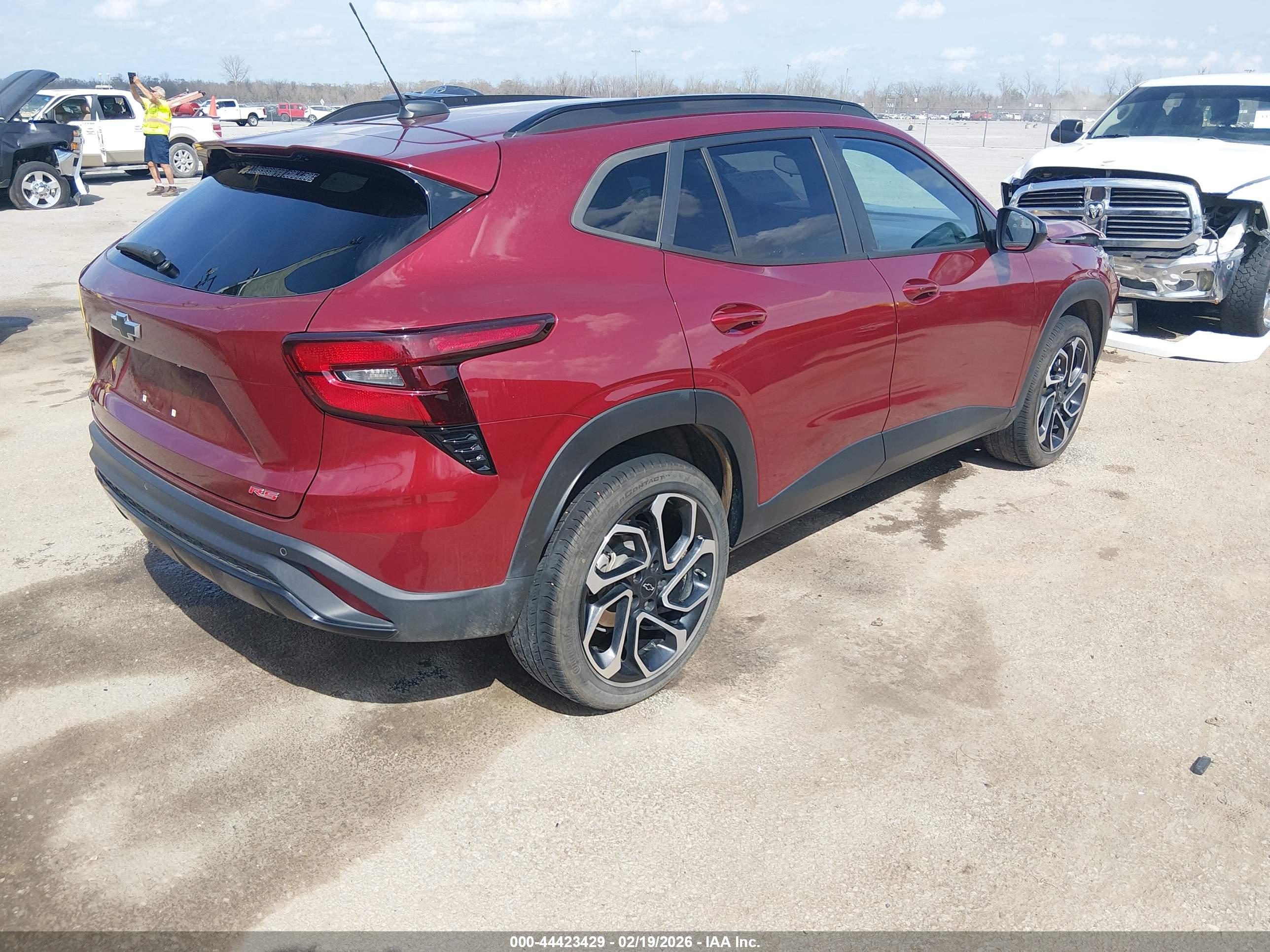 CHEVROLET TRAX image 4