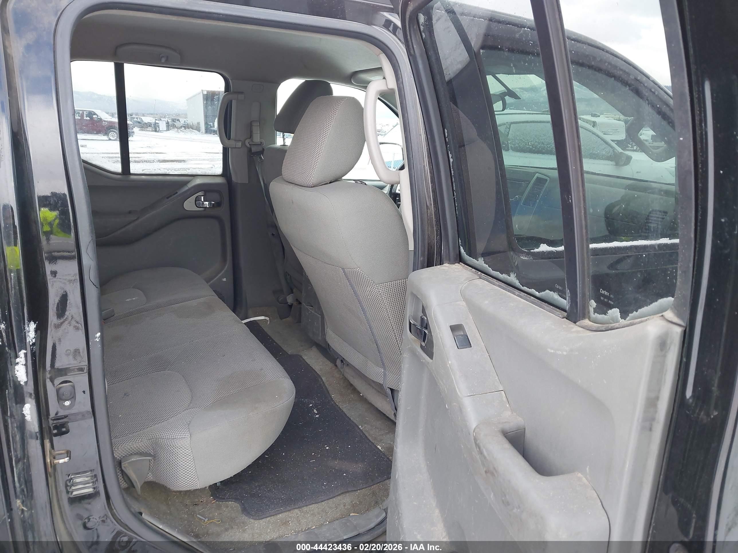 NISSAN FRONTIER image 8