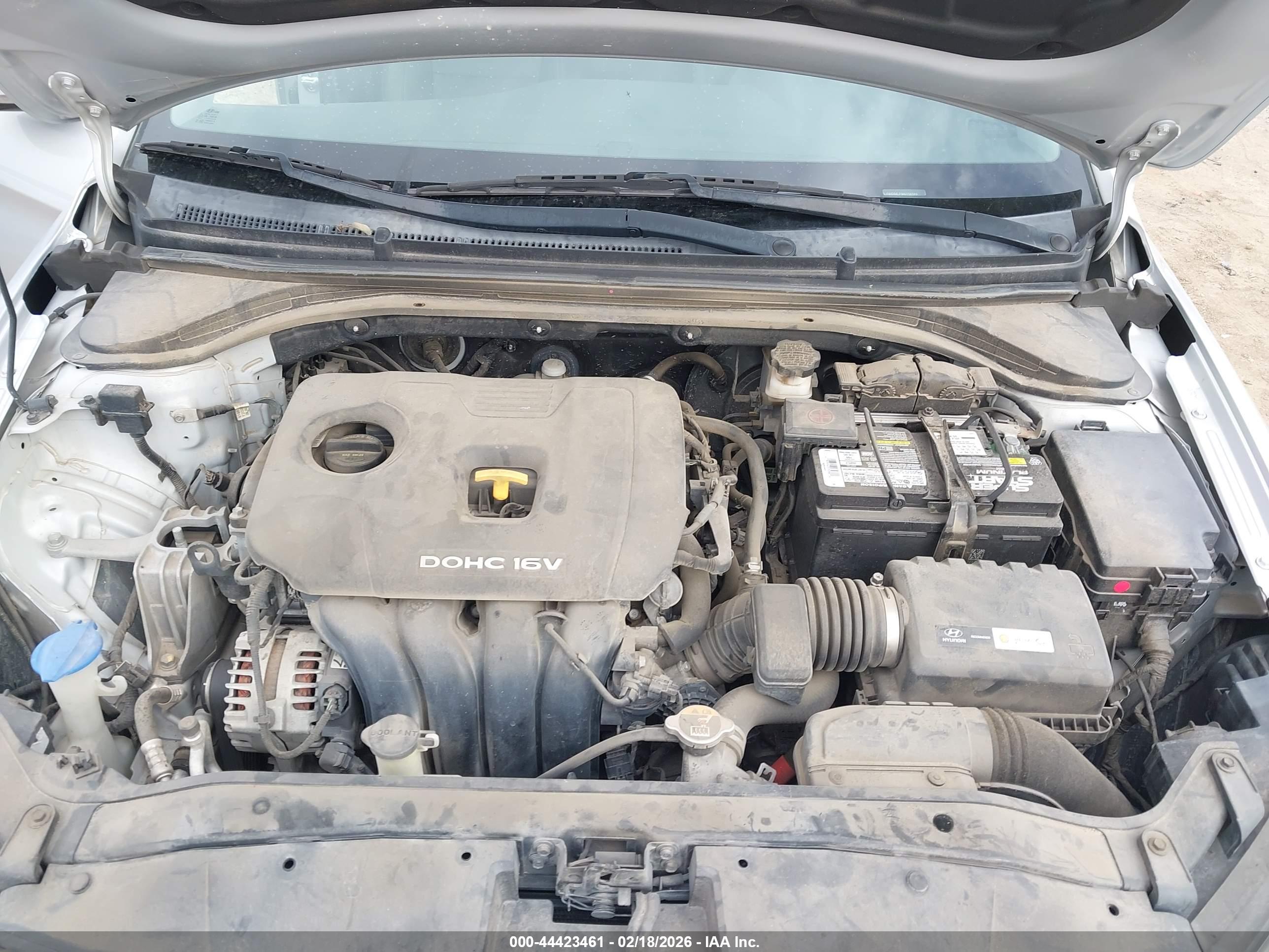 HYUNDAI ELANTRA image 10