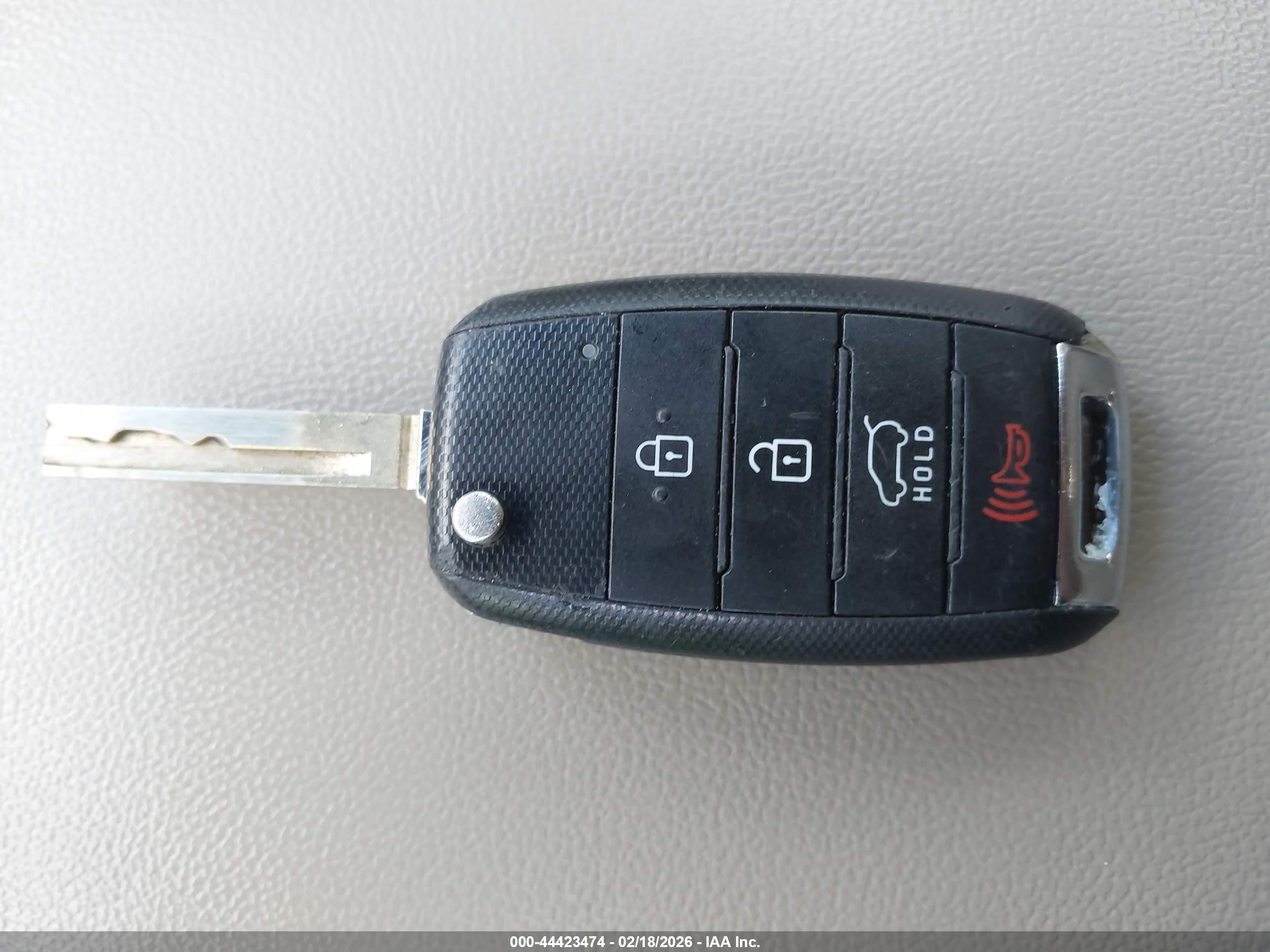 KIA SORENTO image 11