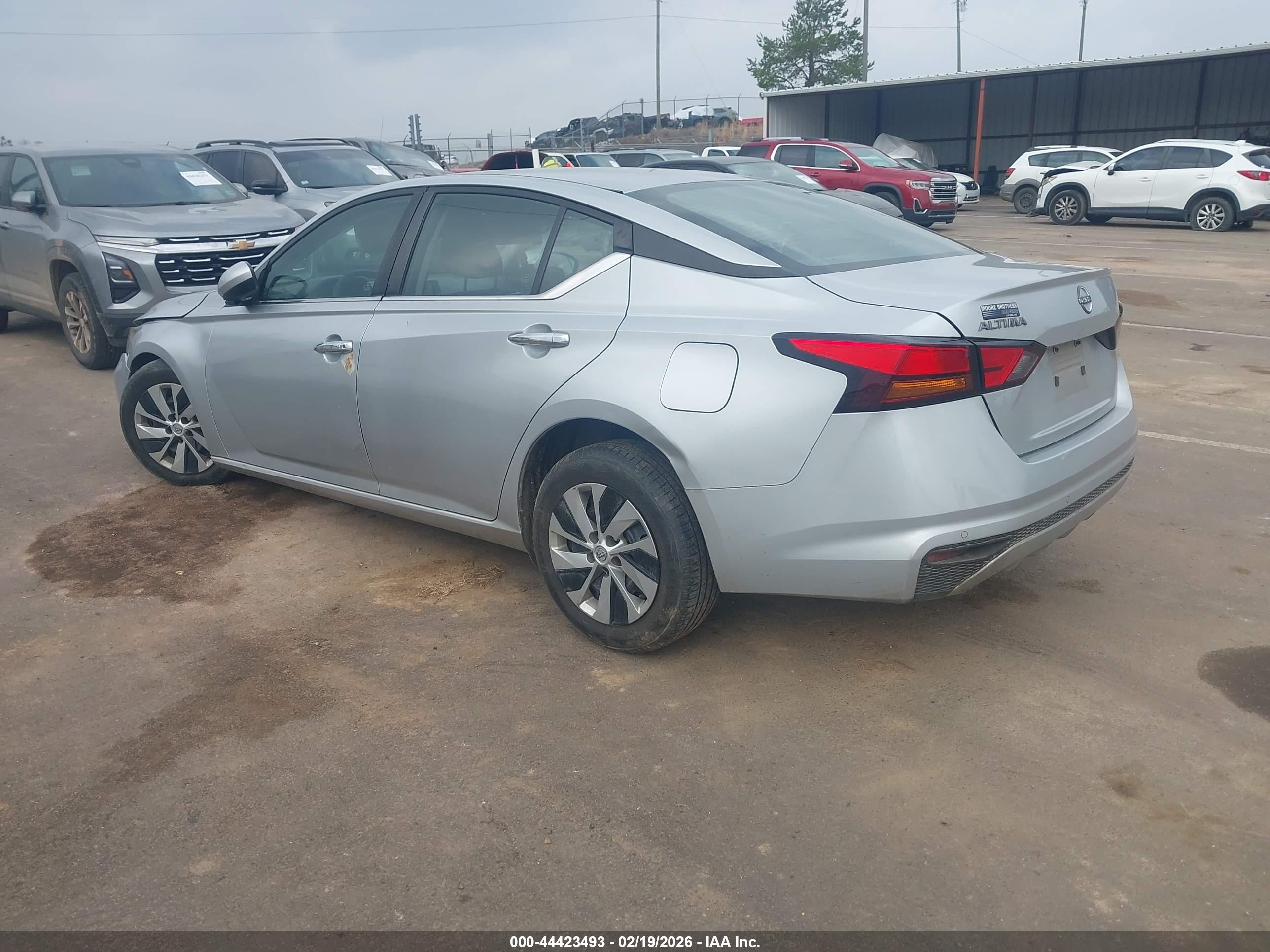 NISSAN ALTIMA image 3