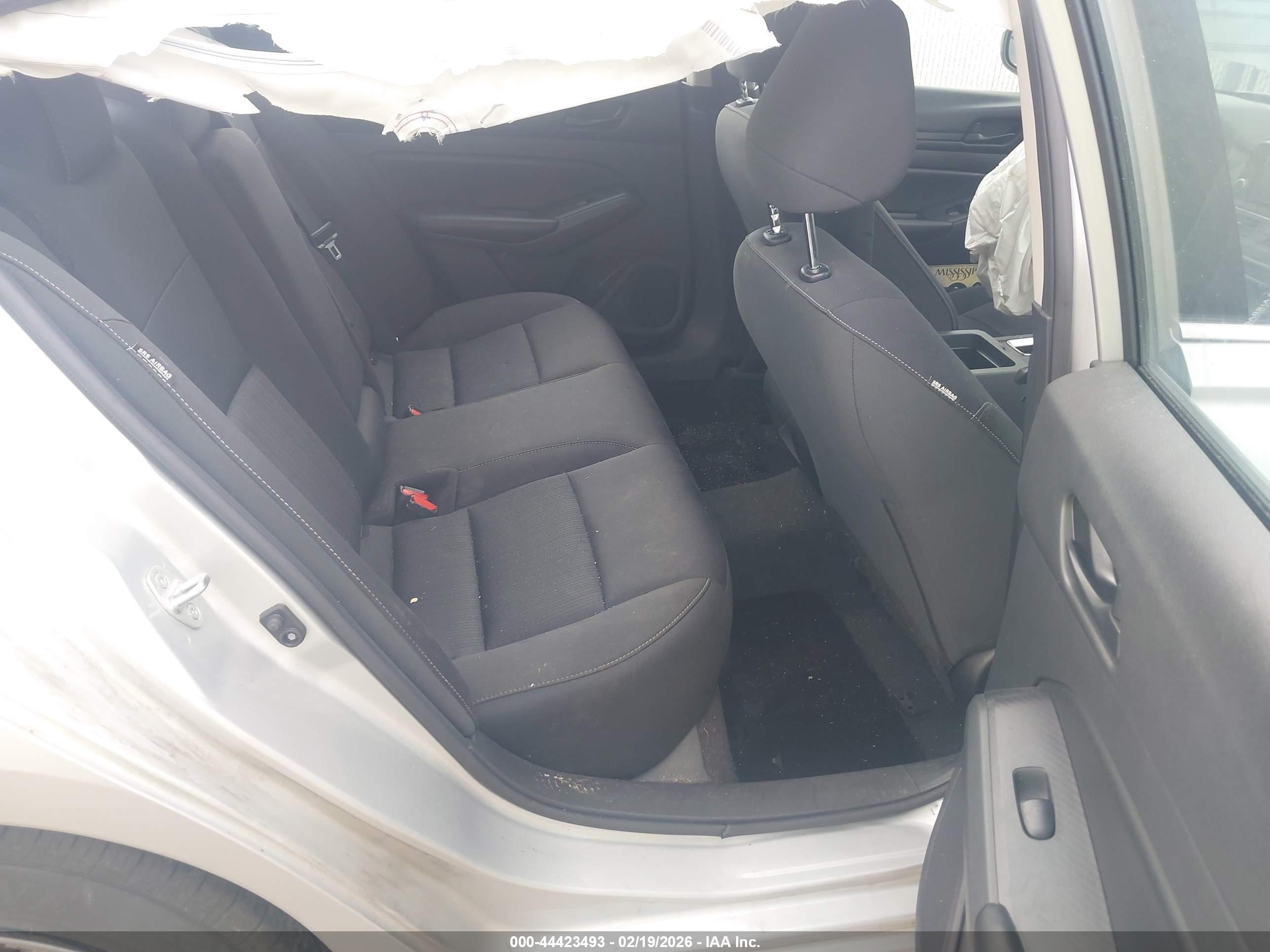 NISSAN ALTIMA image 8