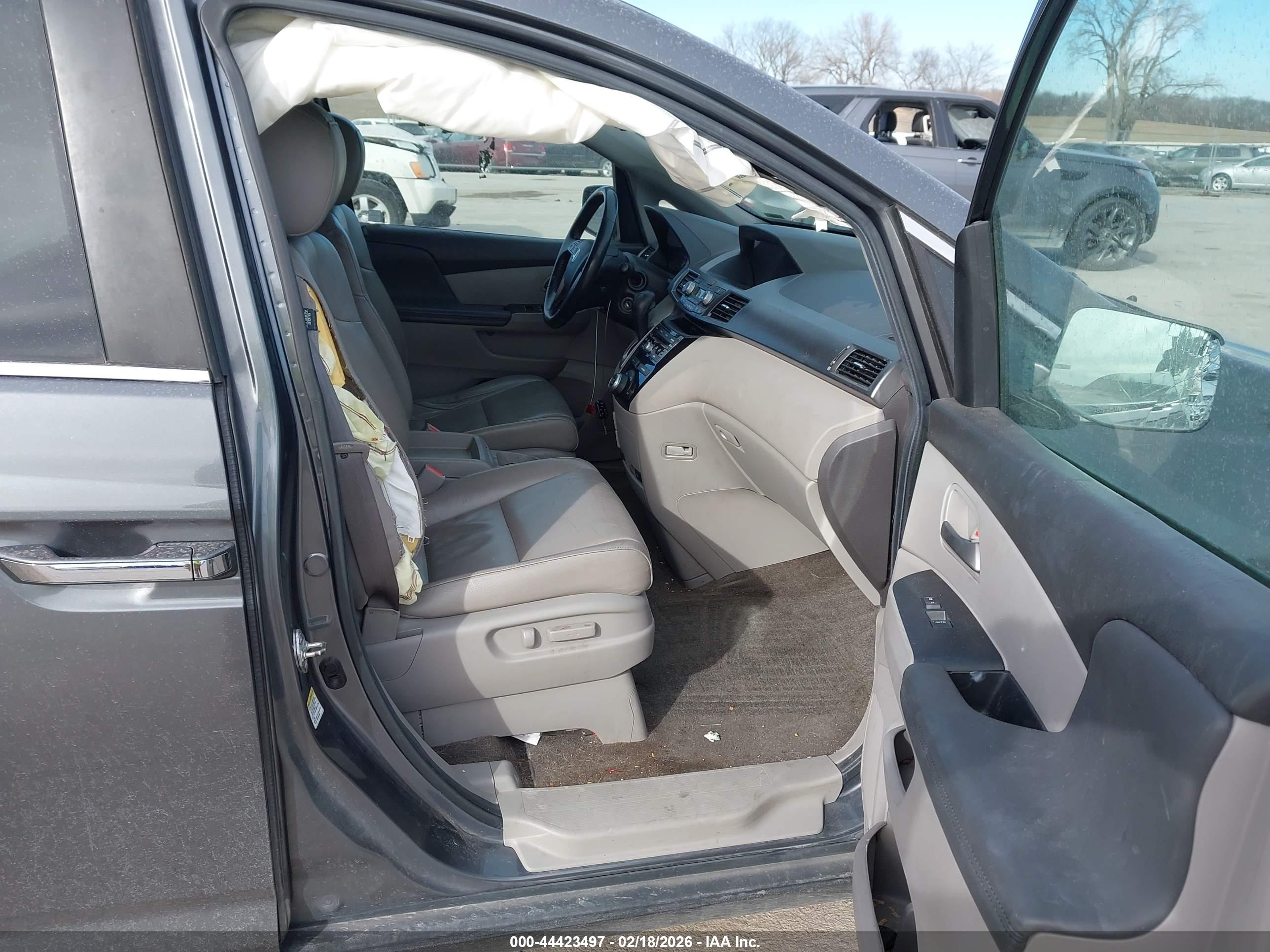 HONDA ODYSSEY image 5
