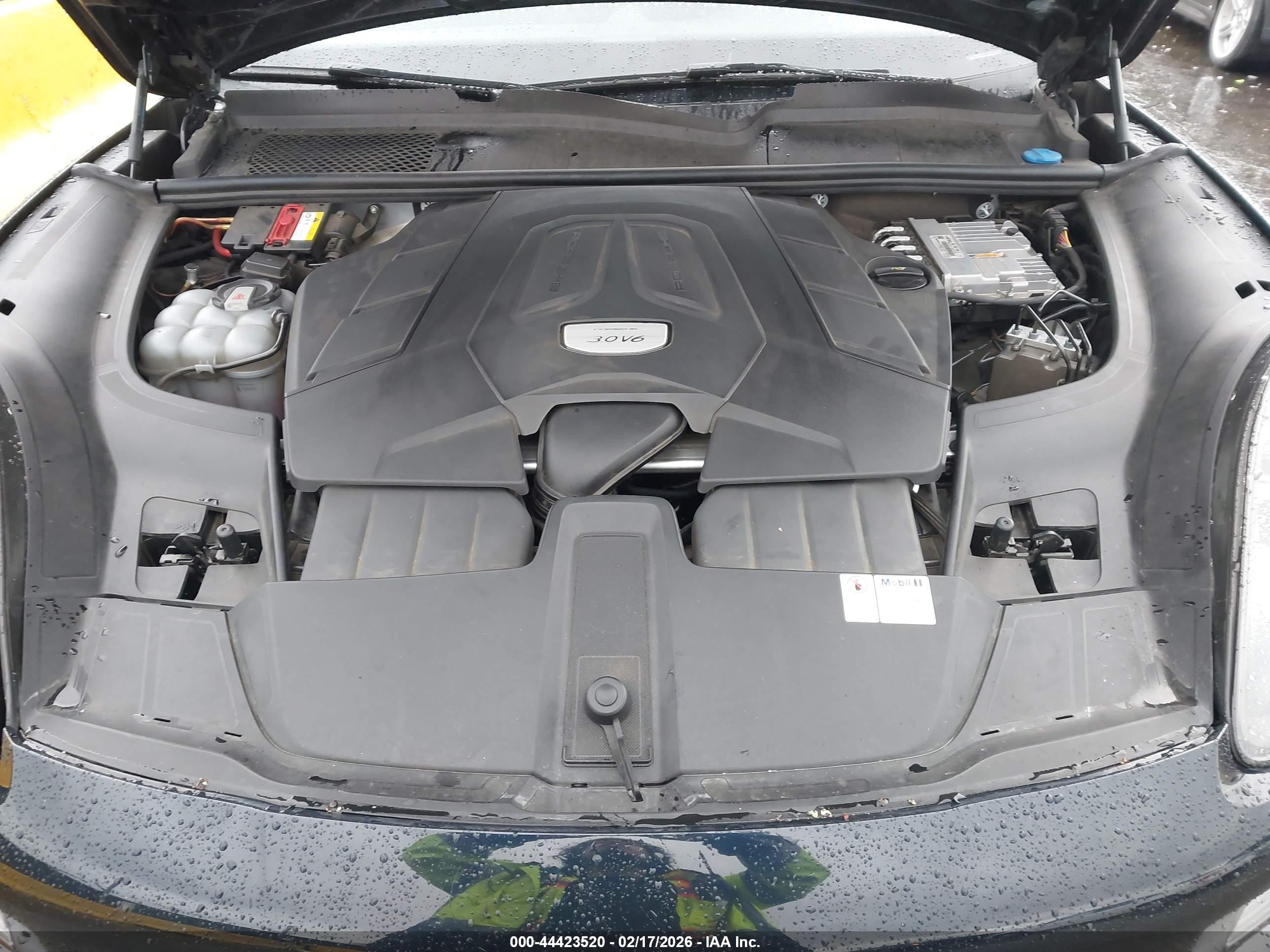 PORSCHE CAYENNE image 10