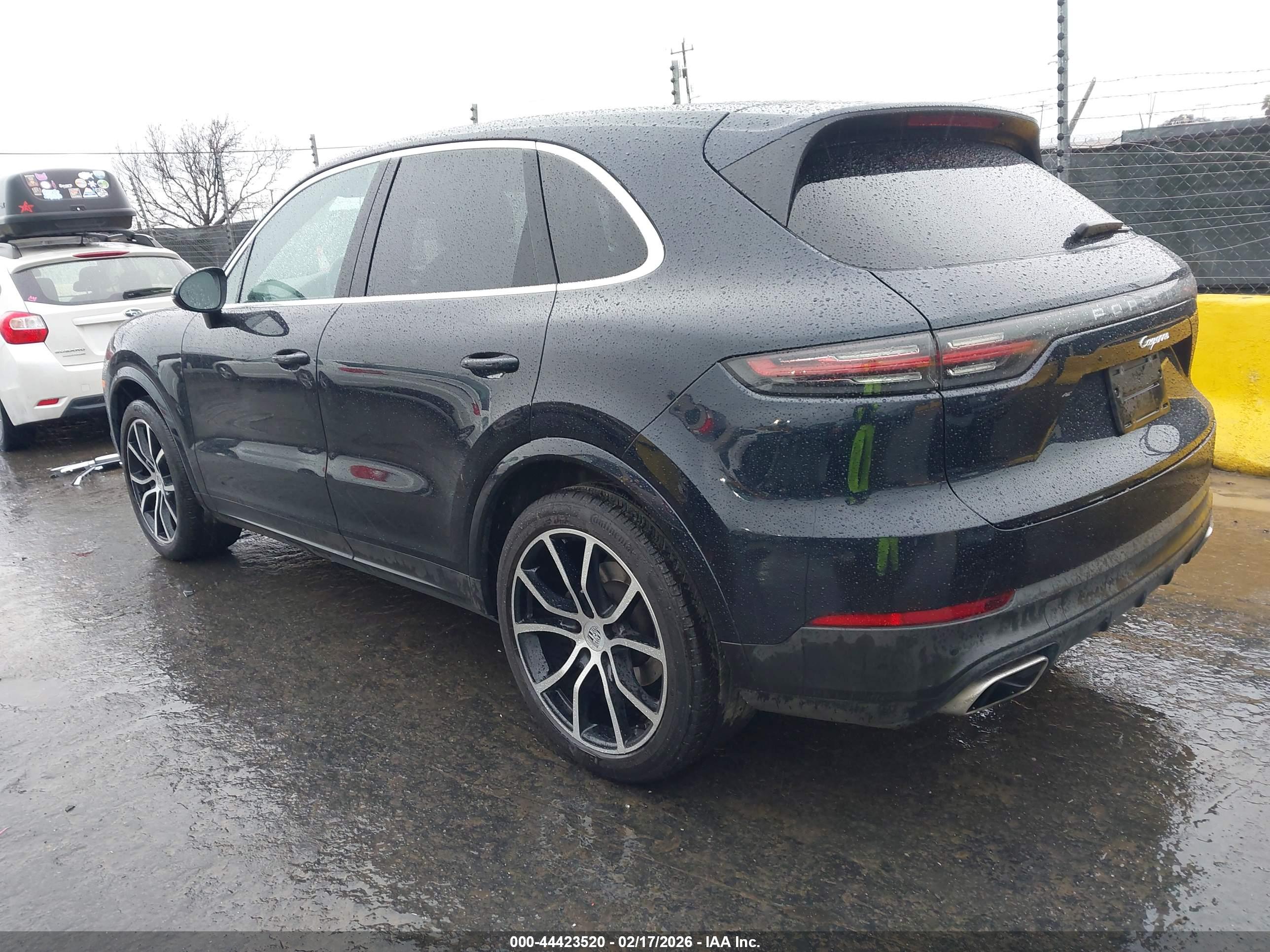 PORSCHE CAYENNE image 3