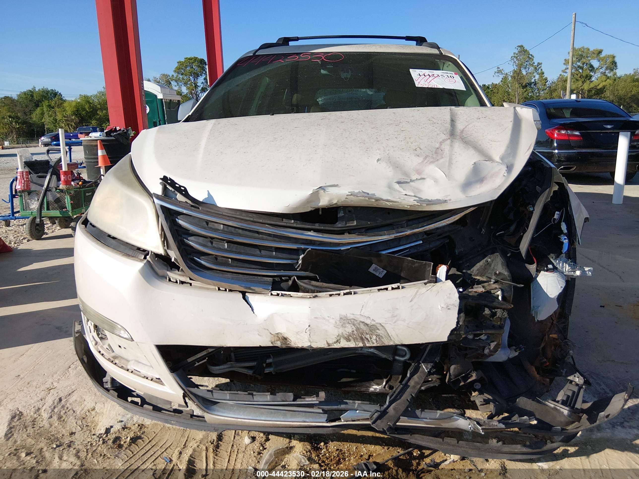 CHEVROLET TRAVERSE image 6