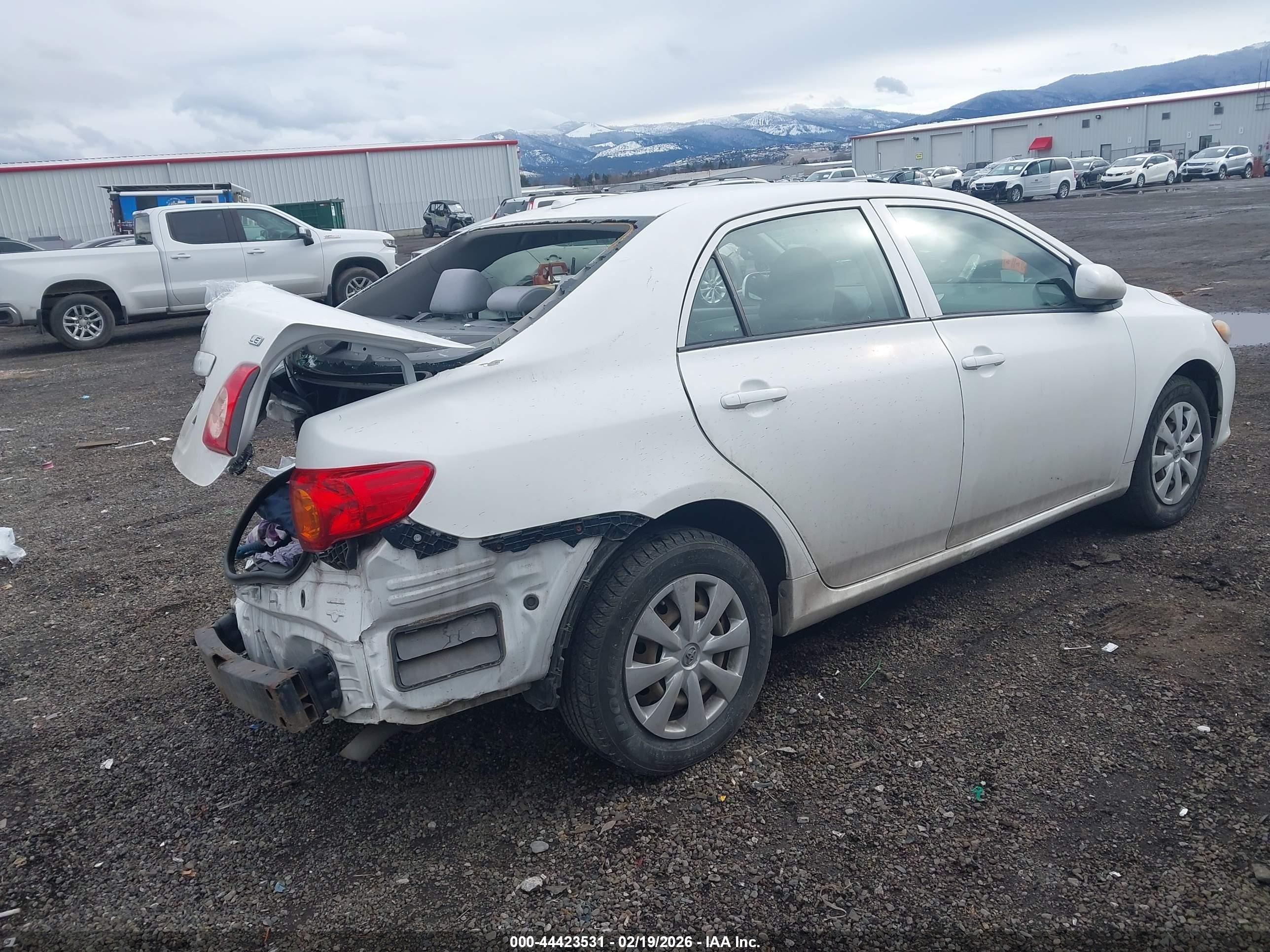 TOYOTA COROLLA image 4