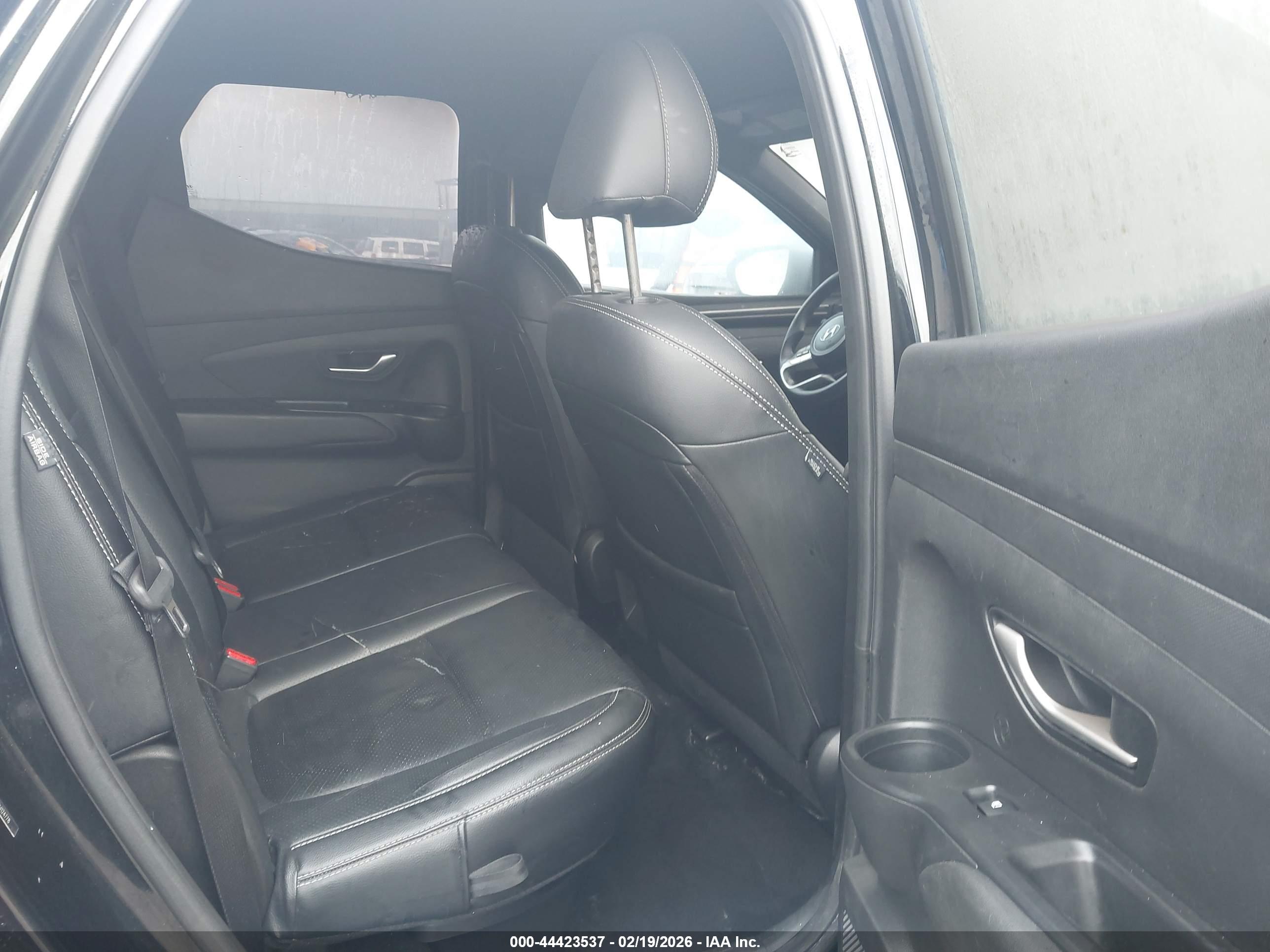 HYUNDAI SANTA image 8